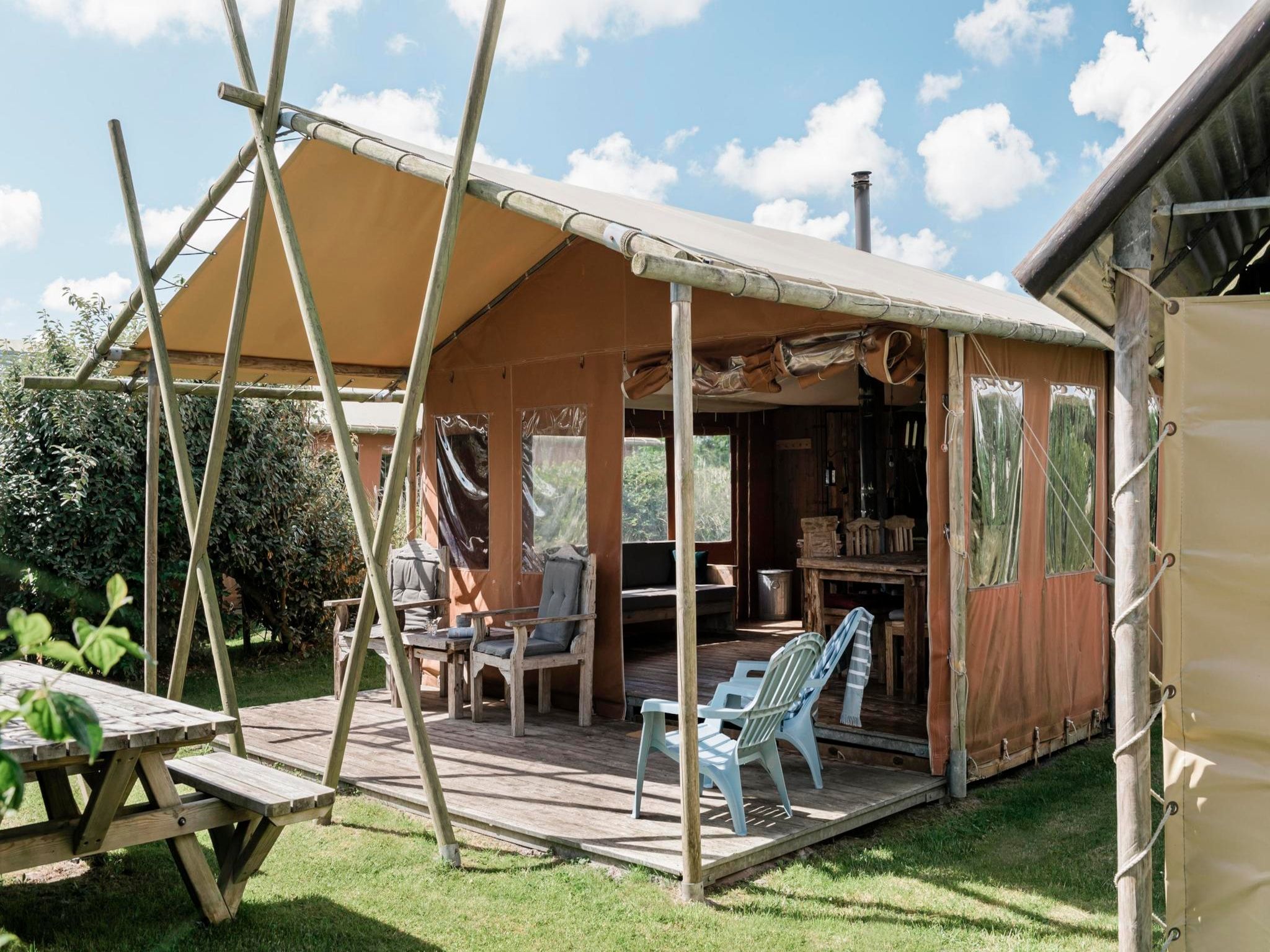 De buitenkant van Duynlodge - Duynpark in Callantsoog