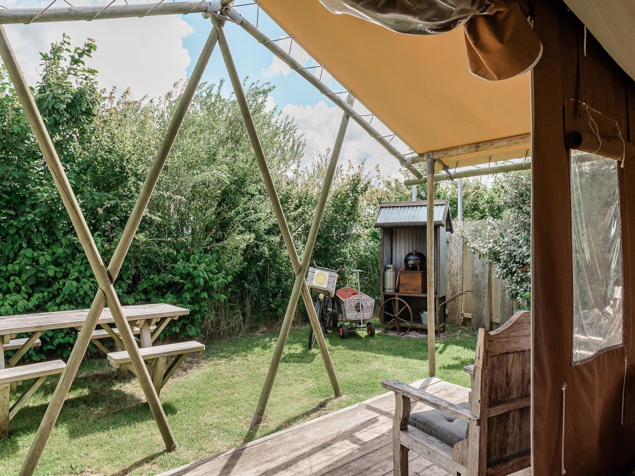 Het terras van Duynlodge - Duynpark in Callantsoog