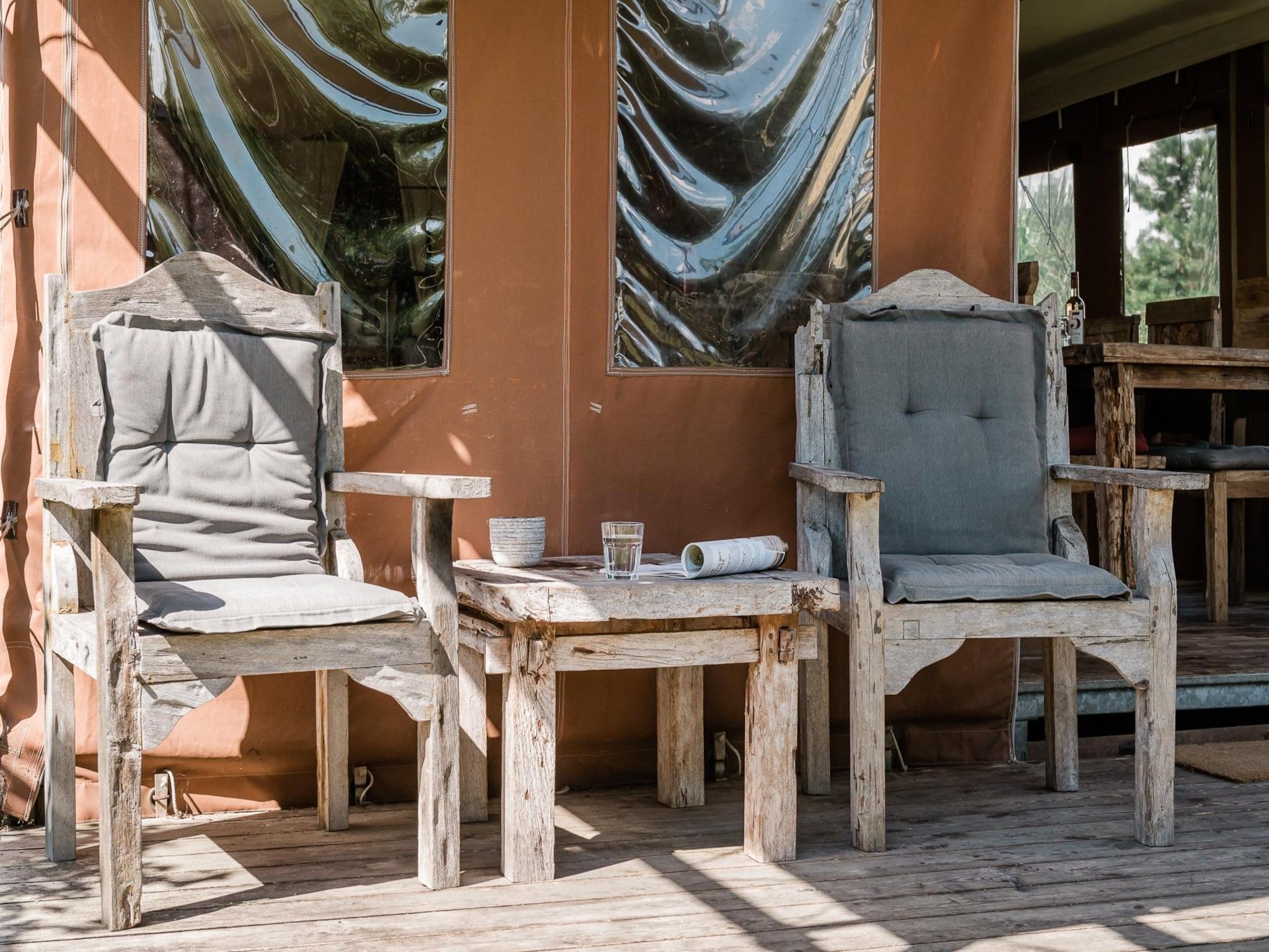 Het terras van Duynlodge - Duynpark in Callantsoog