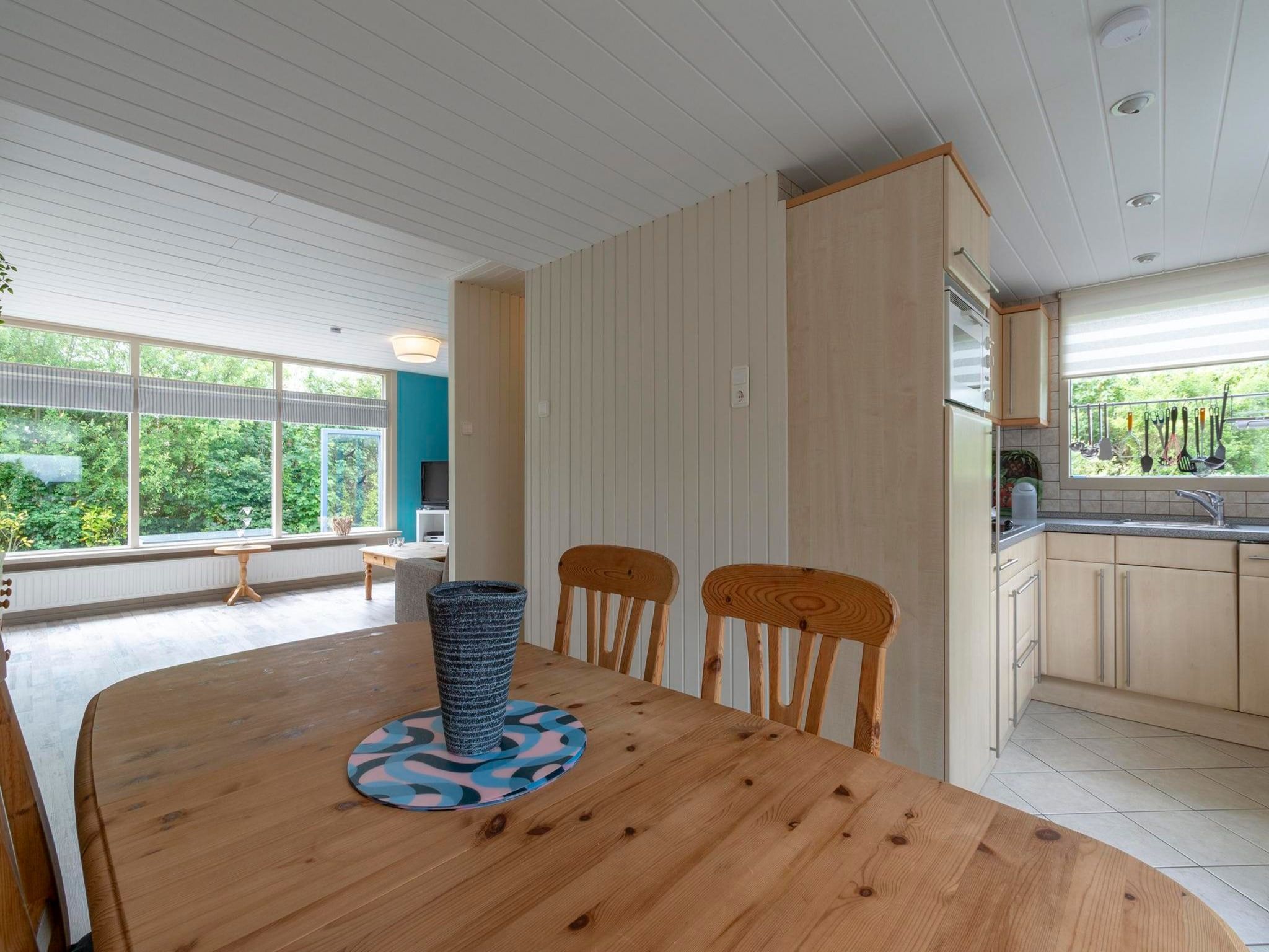 De eetkamer van Eureka 78 in Sint Maartensvlotbrug