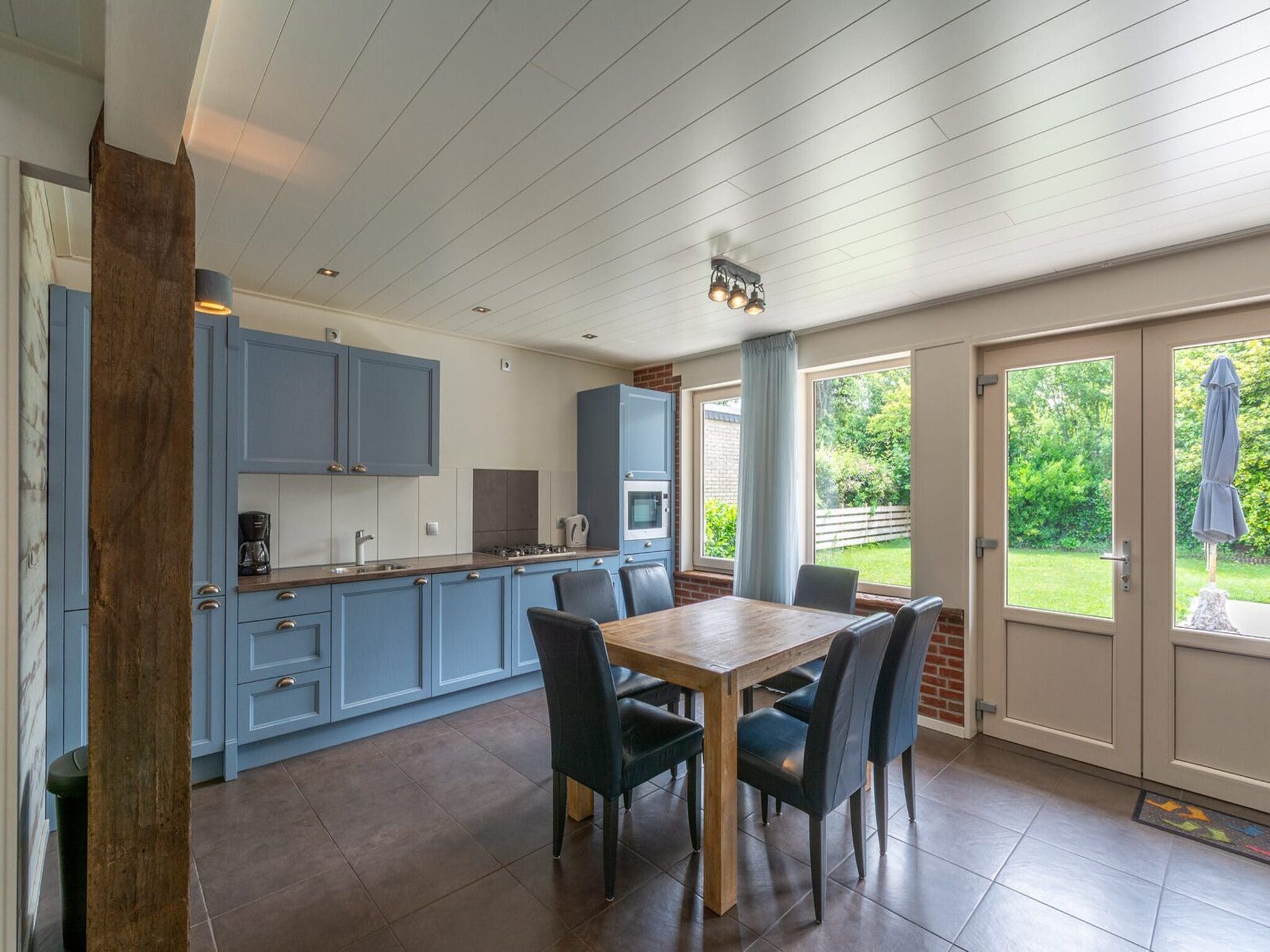 De keuken van Garnekuul 13 in Callantsoog