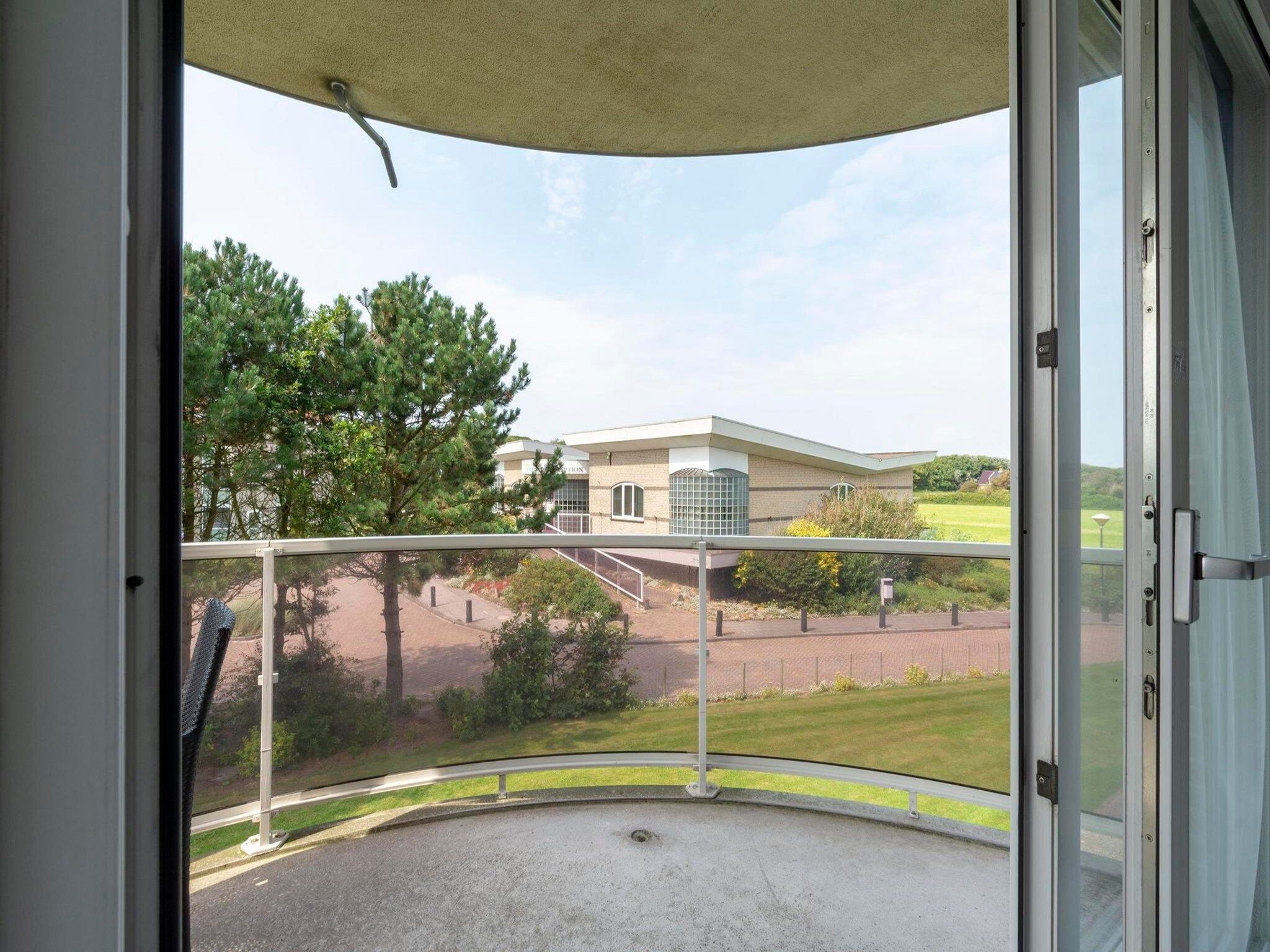 Het terras van Résidence Juliana 58 in Julianadorp aan Zee