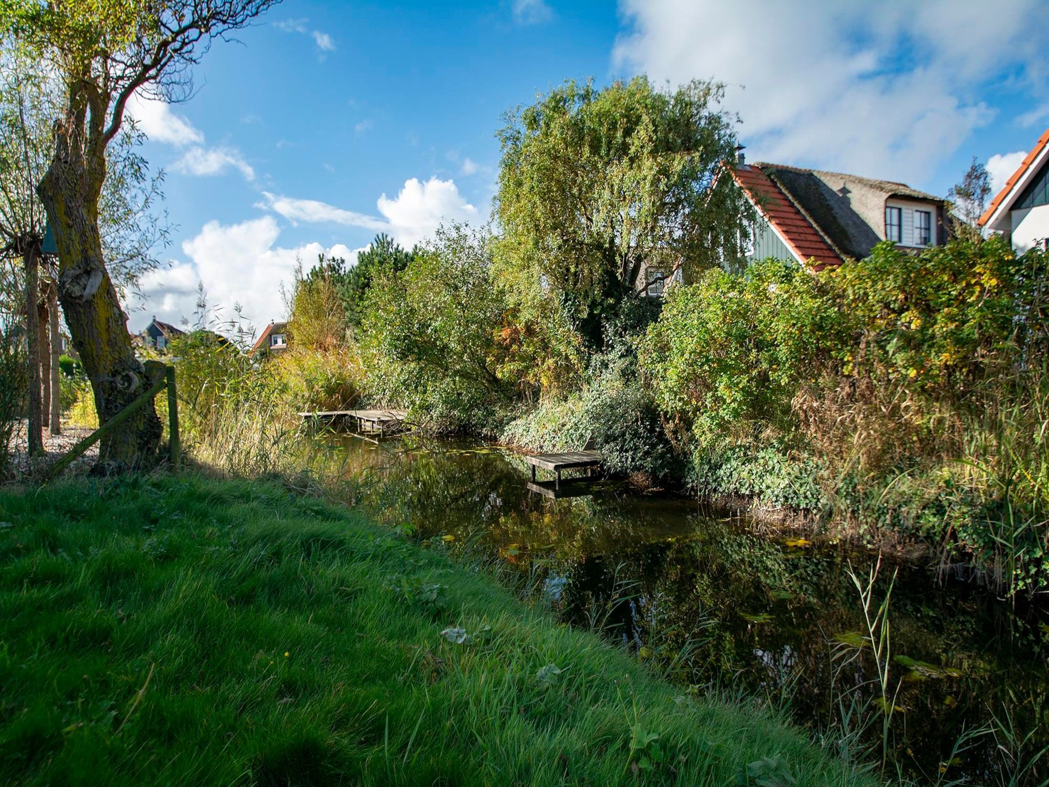 De tuin van De Buitenplaats 72 in Callantsoog