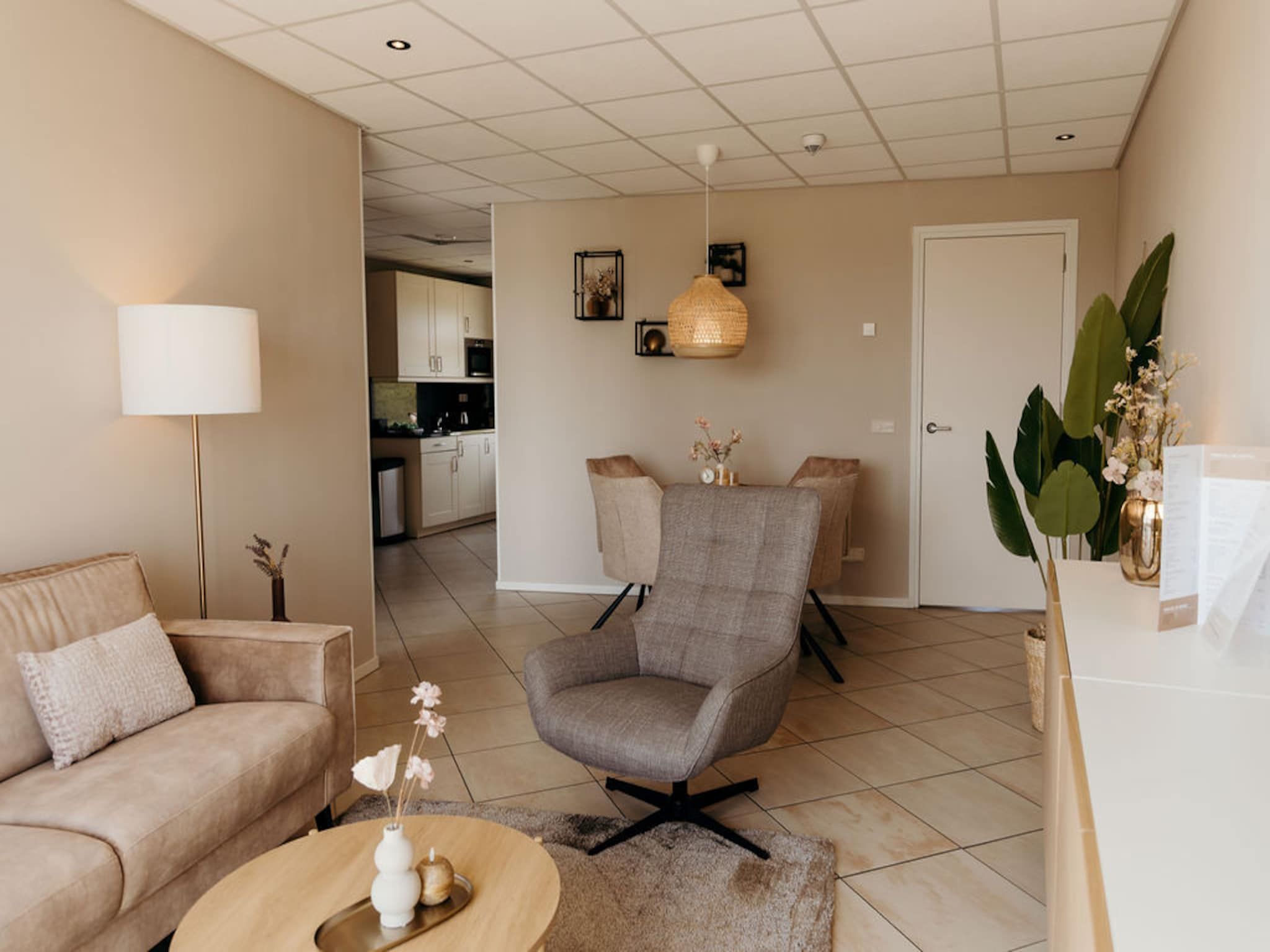 De woonkamer van De Vlijt - Royal Class in De Cocksdorp