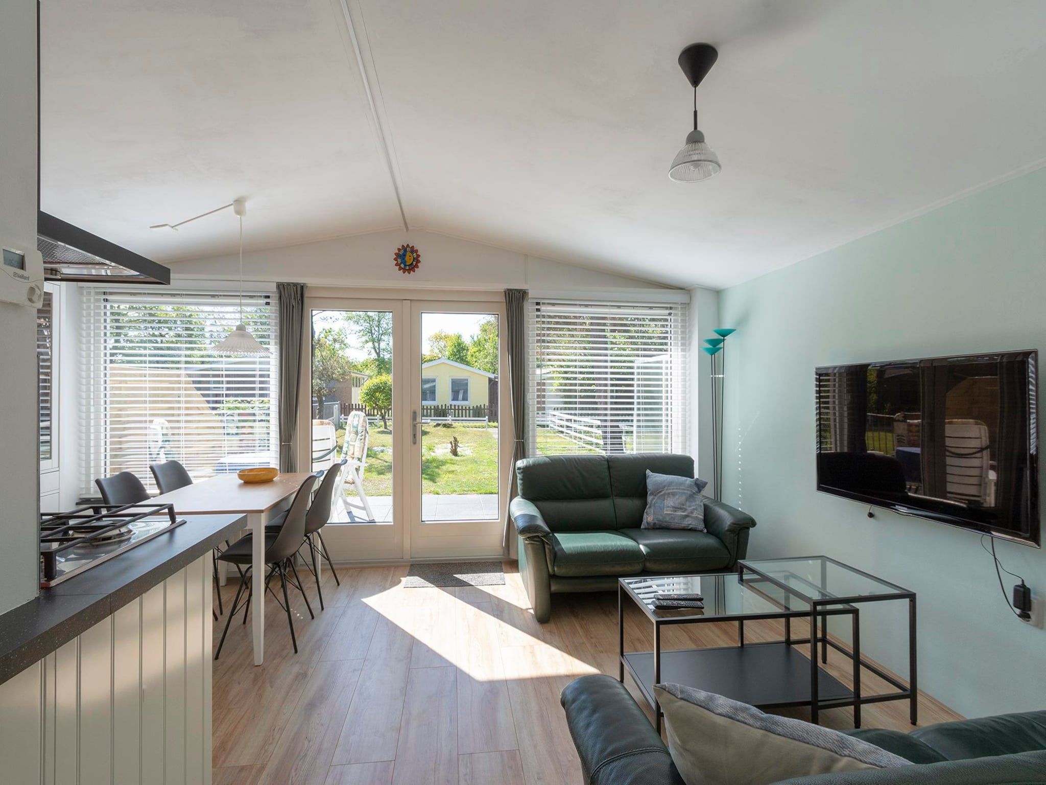 De woonkamer van Garnekuul 52 in Callantsoog