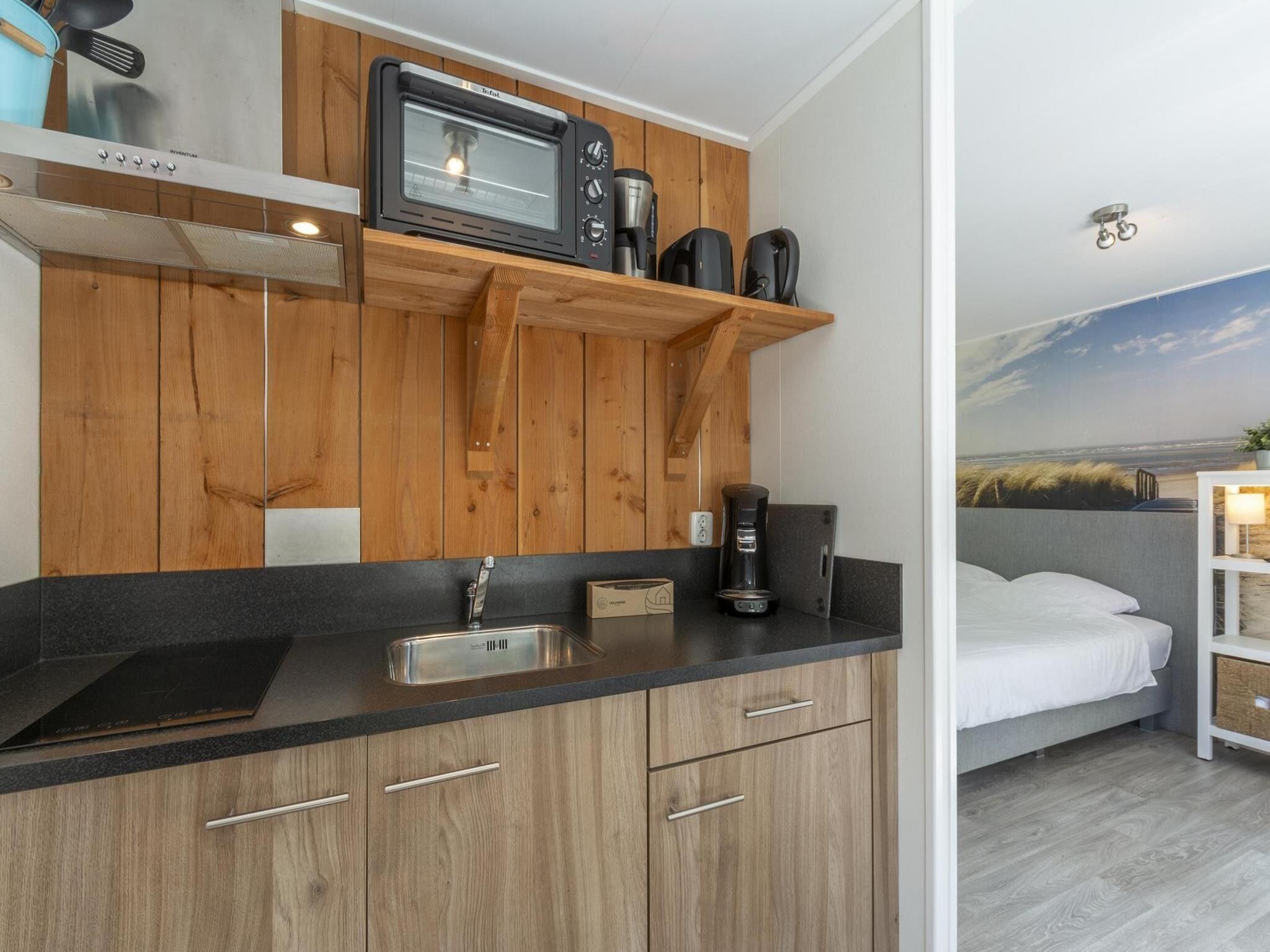 De keuken van Beach Studio Campanula in Sint Maartenszee