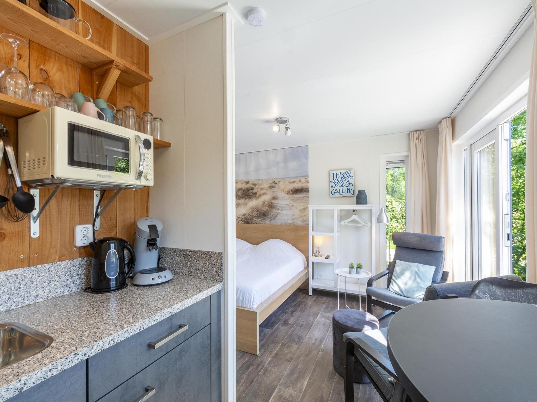 De keuken van Beach Studio Campanula in Sint Maartenszee