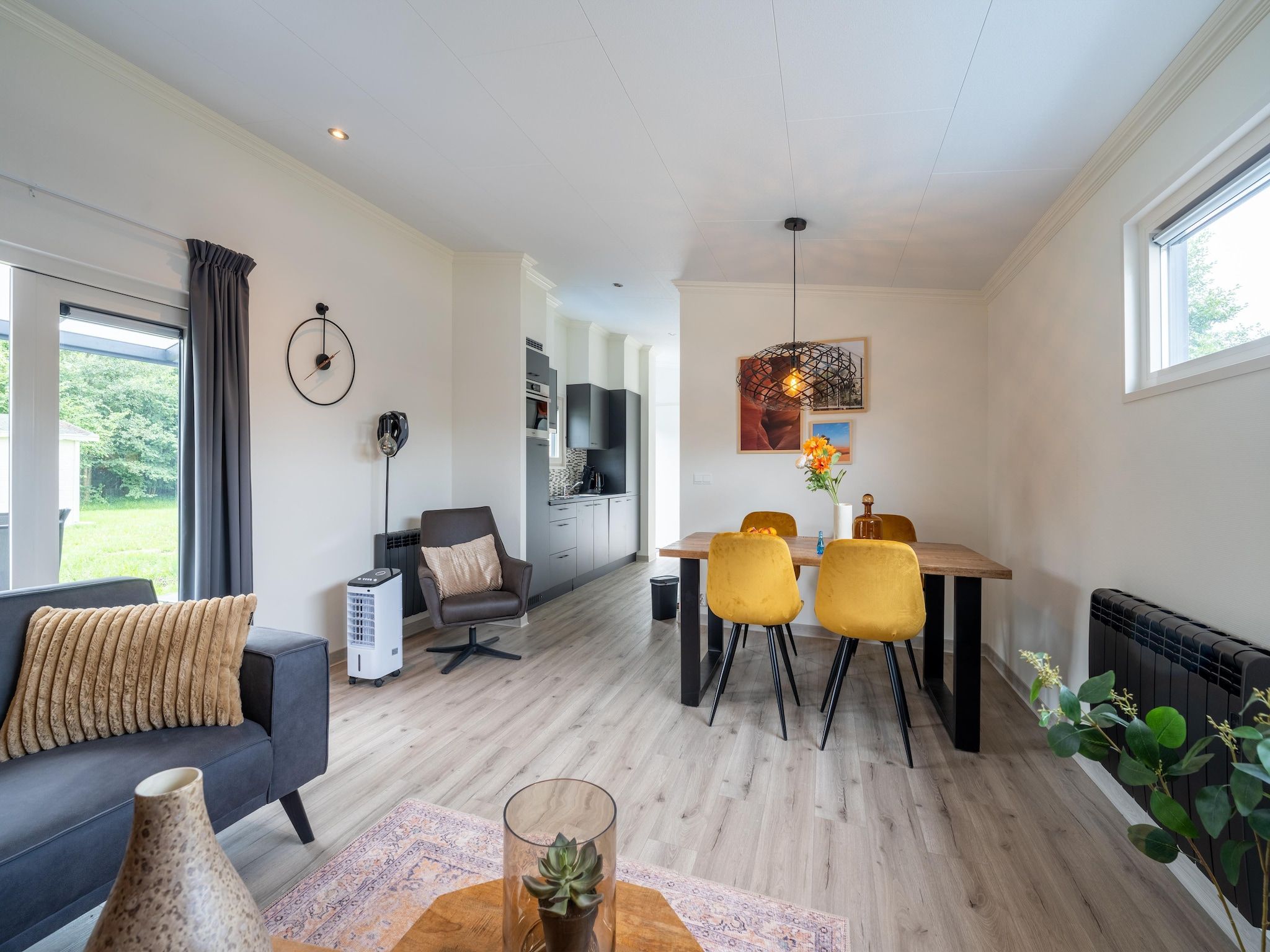 De eetkamer van Brabants Weelde 33 in Molenschot