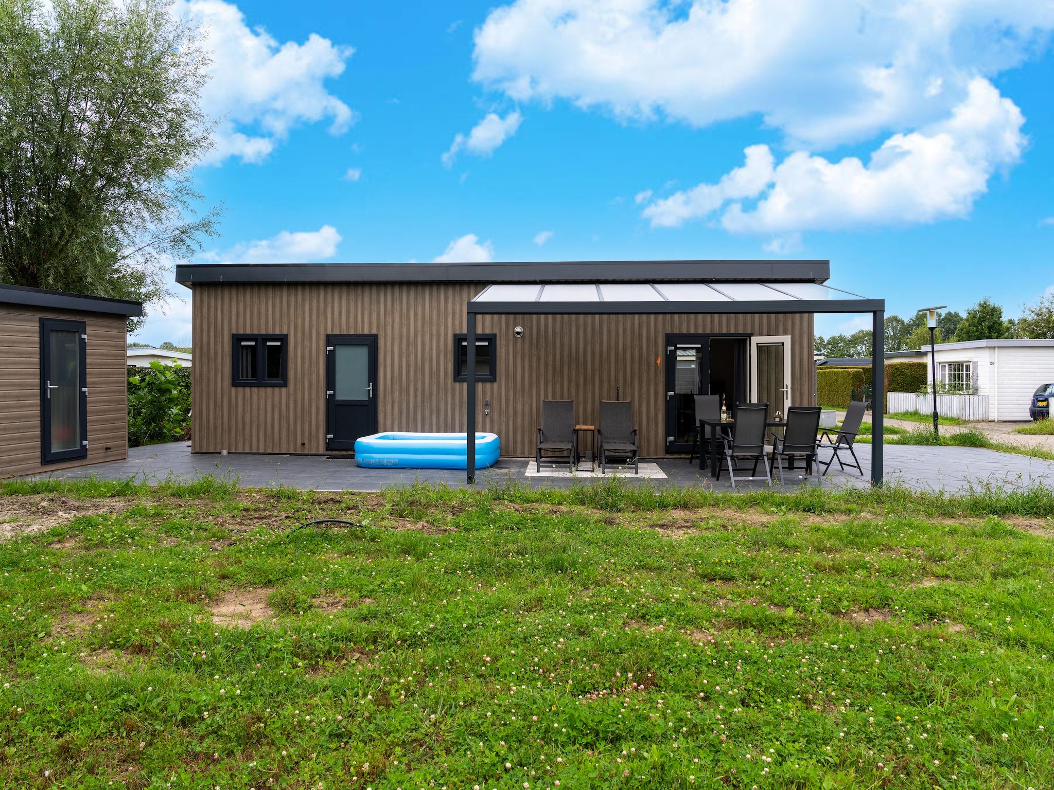 De buitenkant van Brabants Weelde 33 in Molenschot