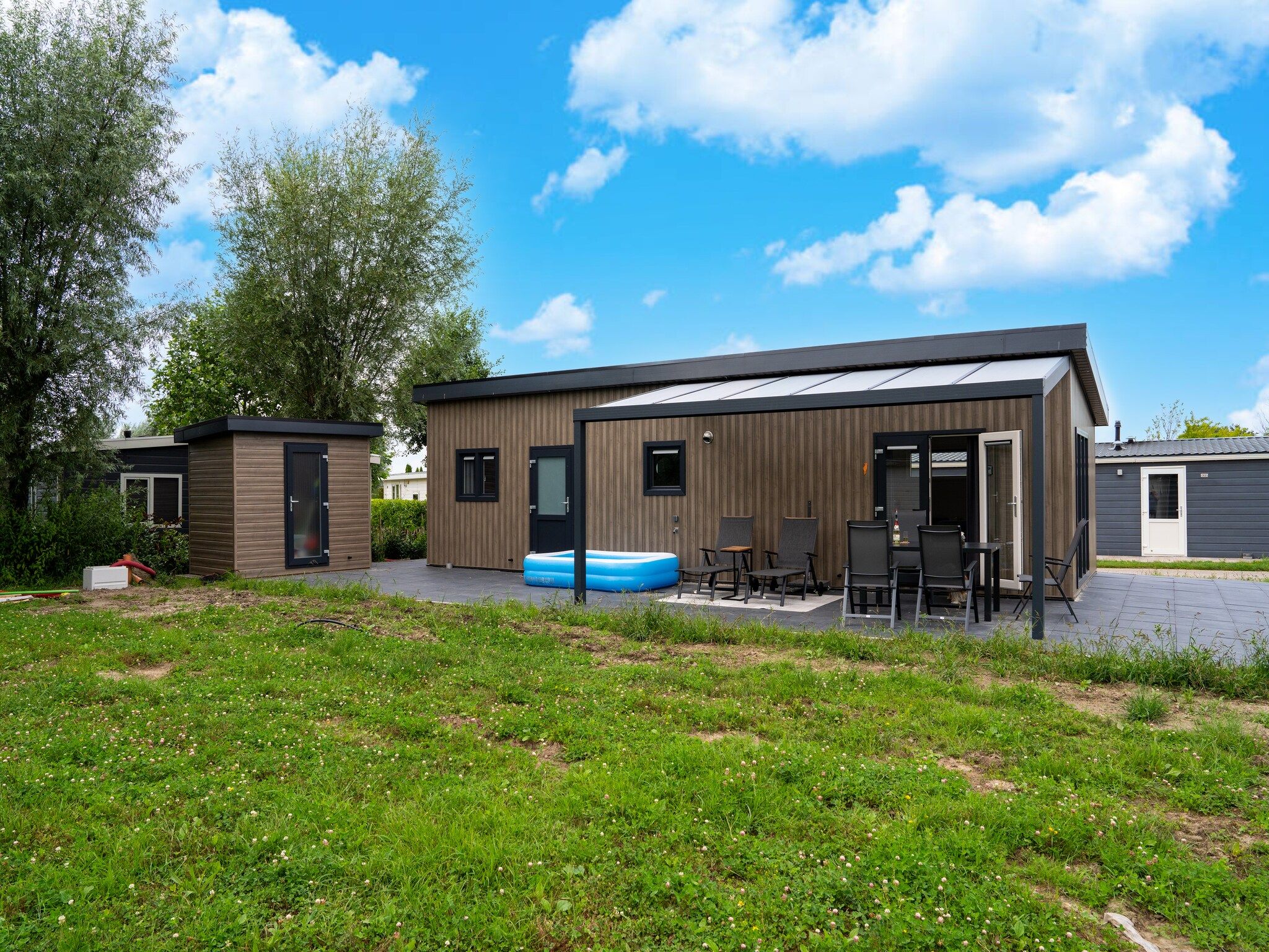 De buitenkant van Brabants Weelde 33 in Molenschot