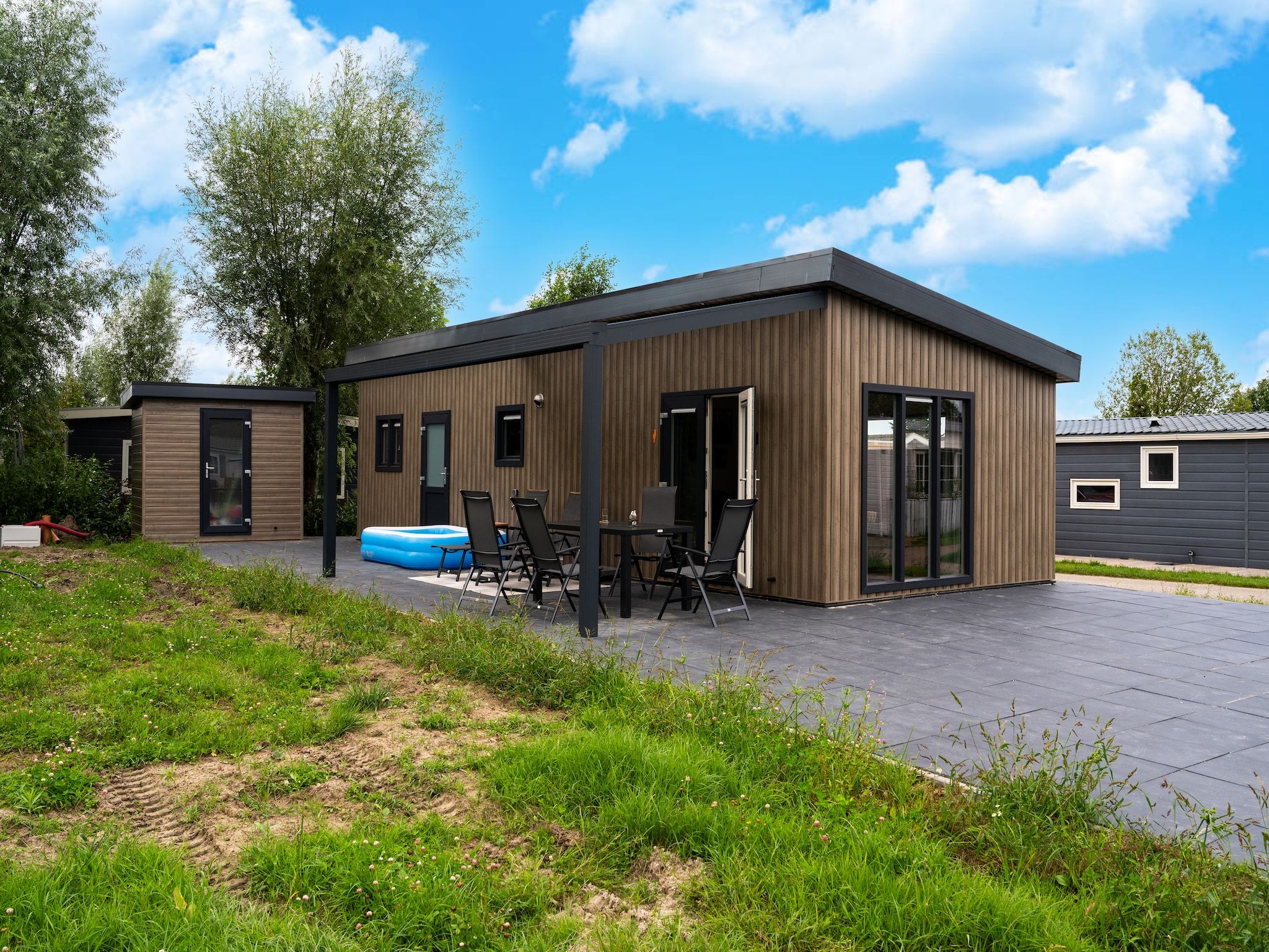 De buitenkant van Brabants Weelde 33 in Molenschot