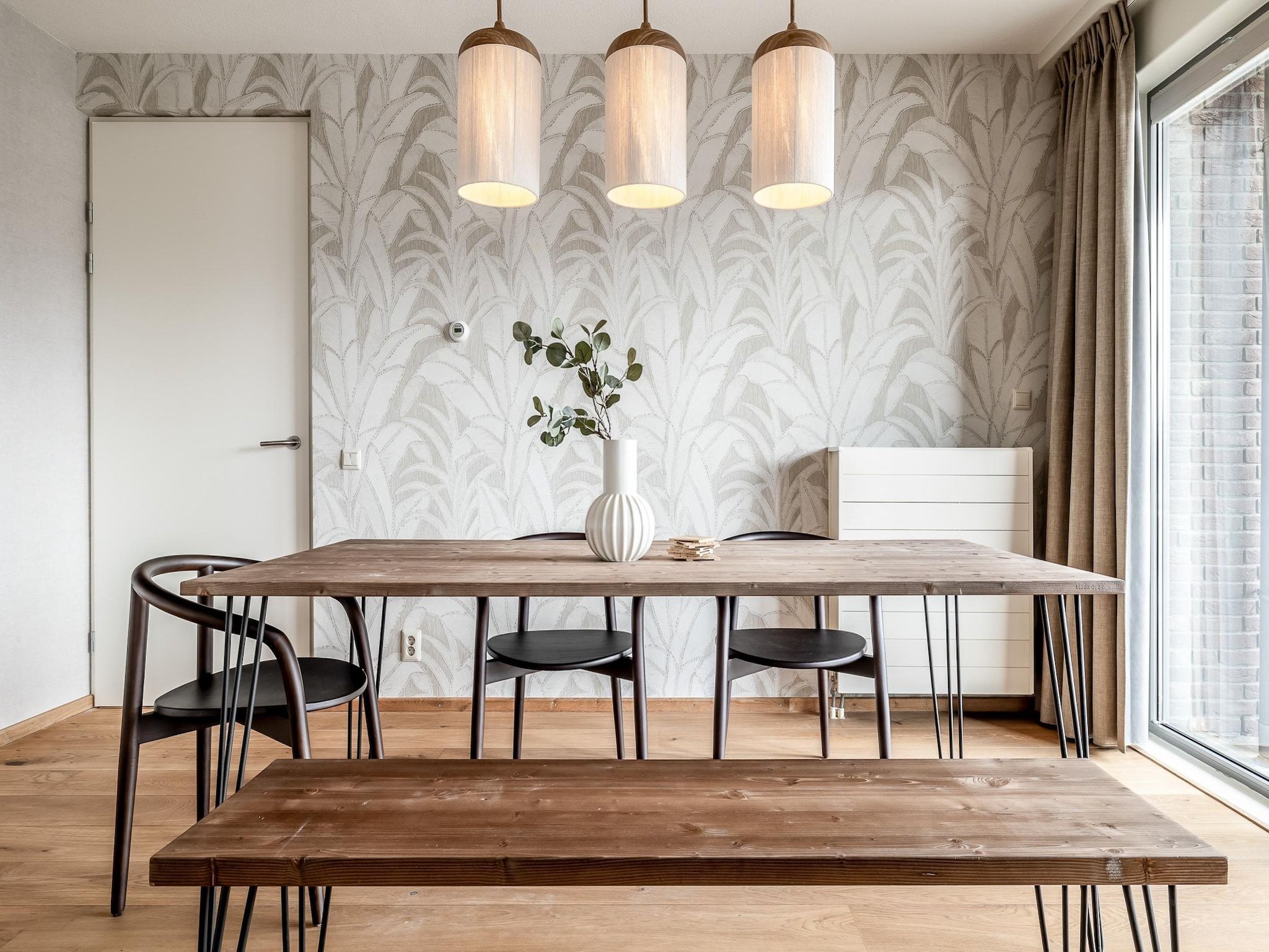 De eetkamer van Scheveningen Harbour 36C in Scheveningen