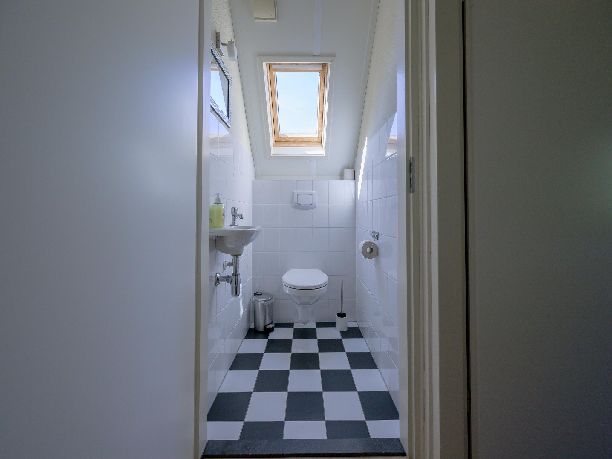 De badkamer van 6-persoons bungalow 27 in Sondel