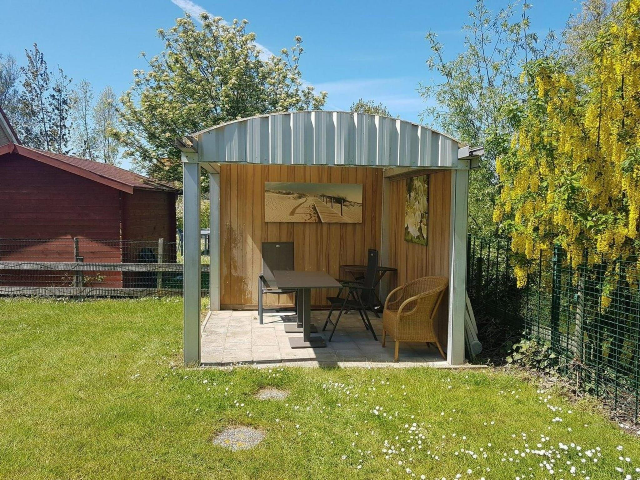 De tuin van Scheldeveste 149 Schelde Breskens in Breskens