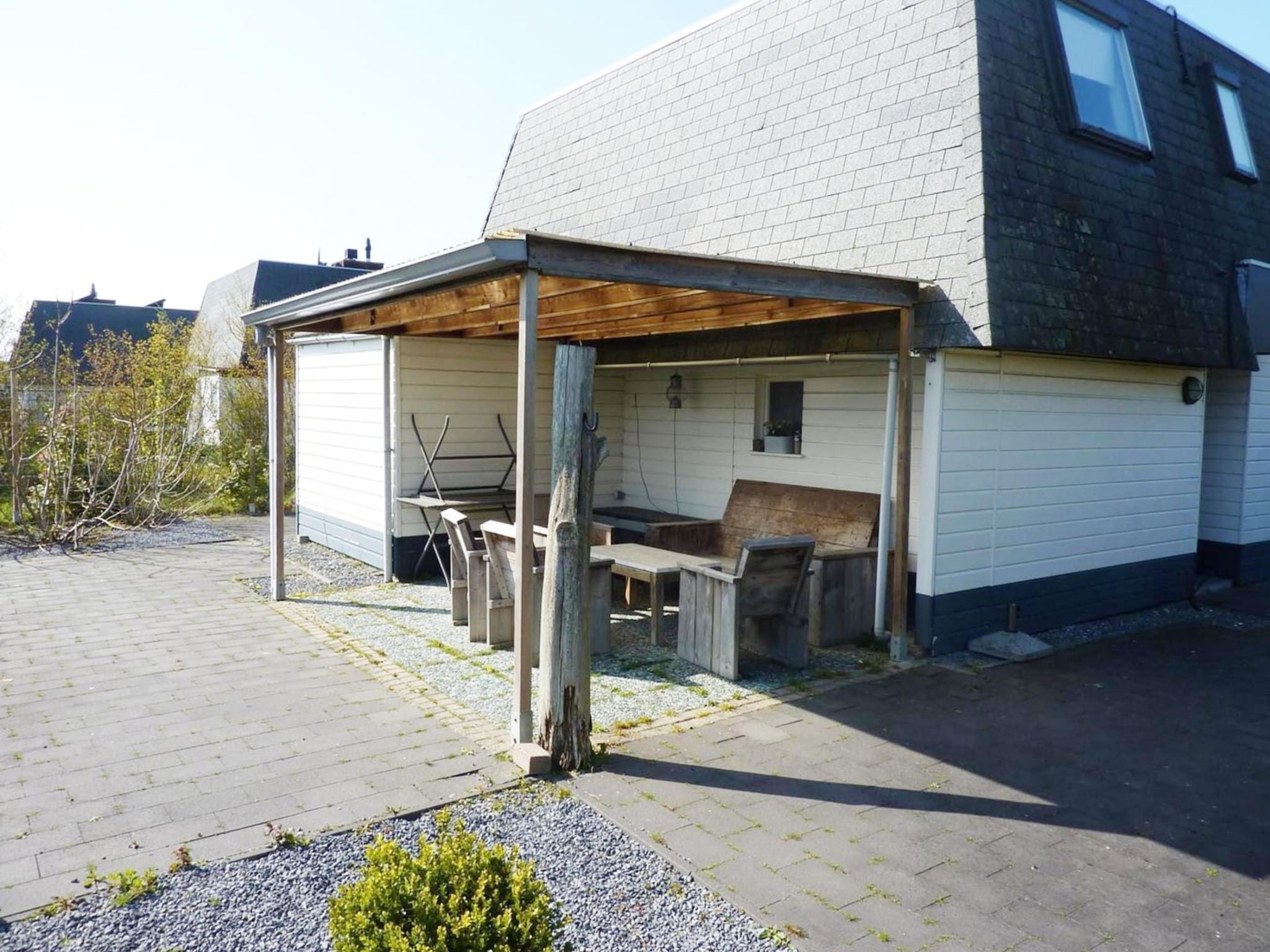 Het terras van Schoneveld 11 Zeester Breskens in Breskens