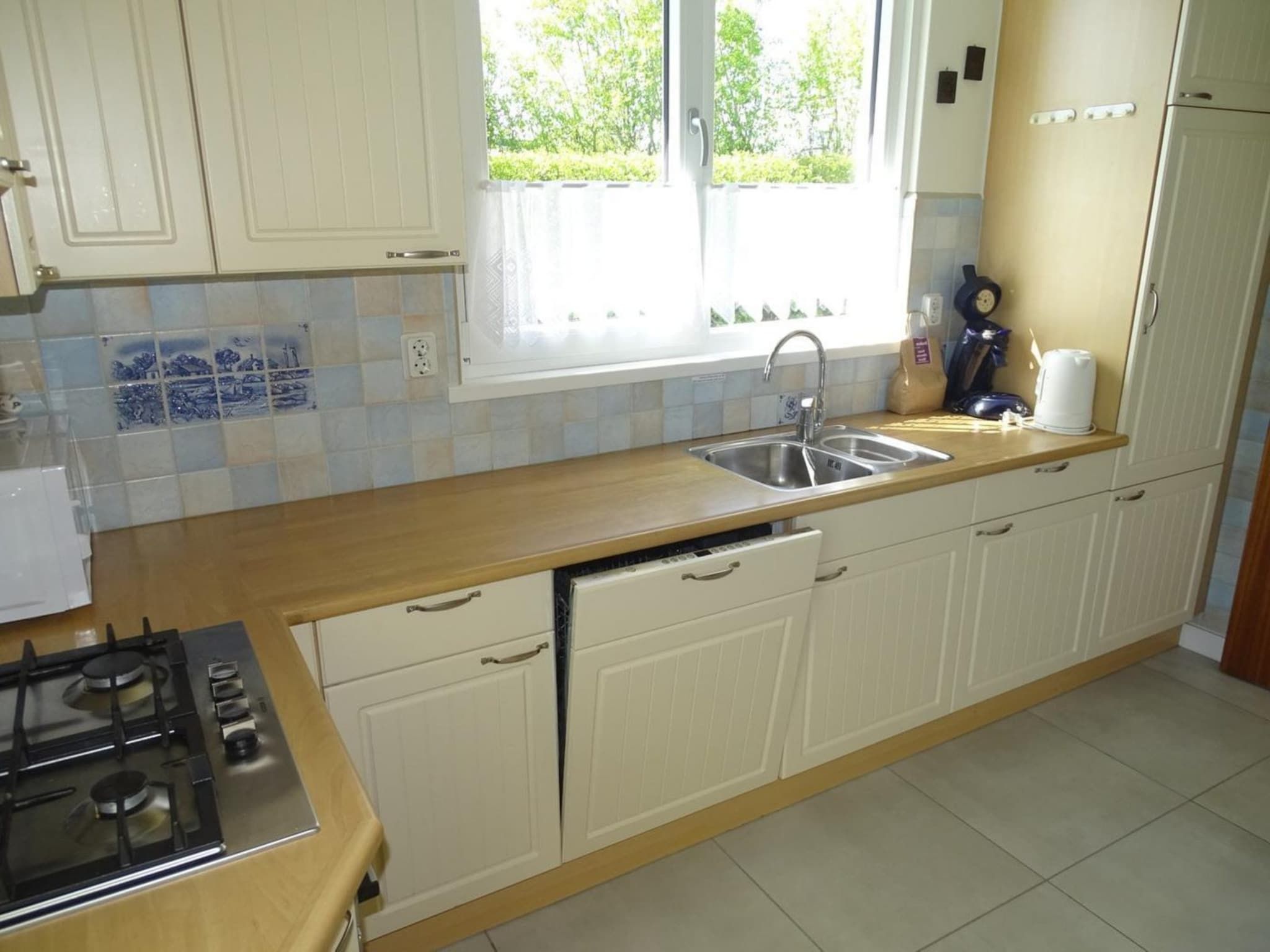 De keuken van Schoneveld 36 Zeester Breskens in Breskens