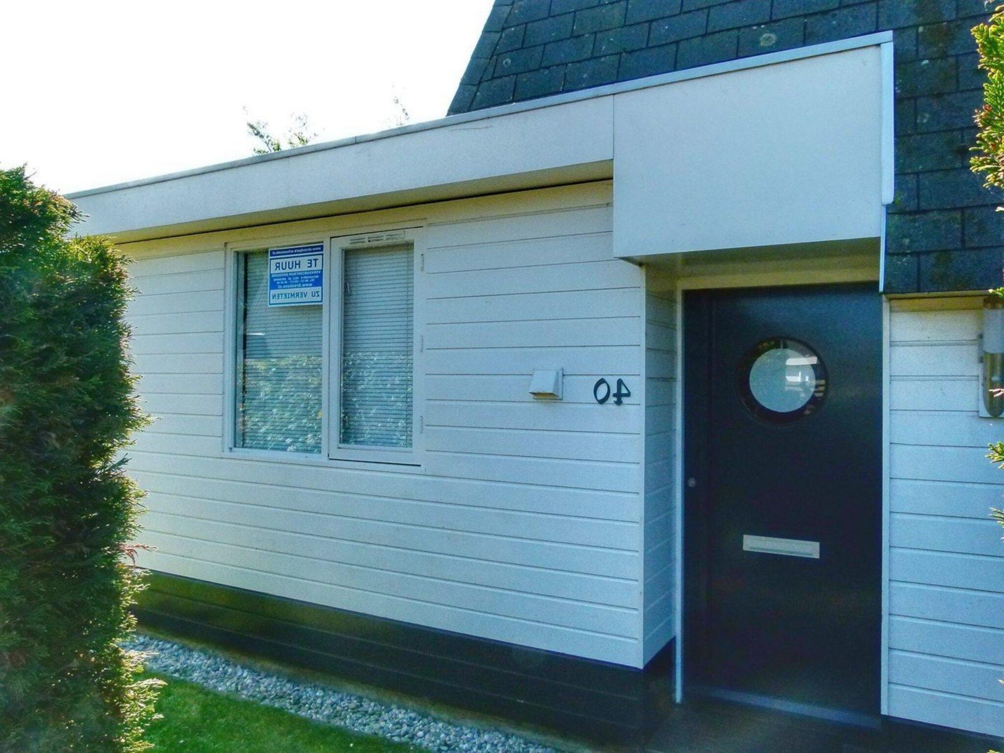 De buitenkant van Schoneveld 40 Zeester Breskens in Breskens