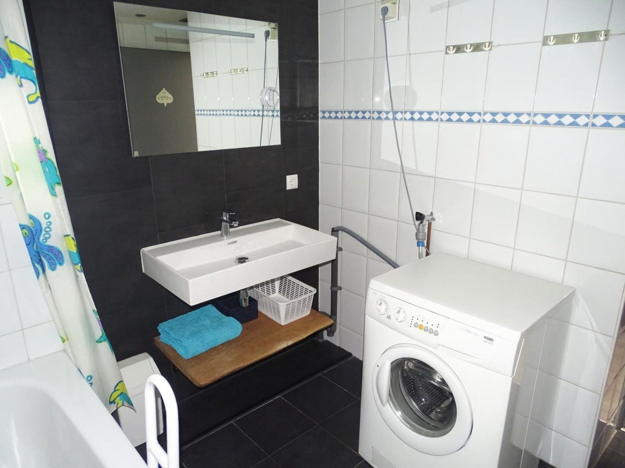 De badkamer van Schoneveld 40 Zeester Breskens in Breskens