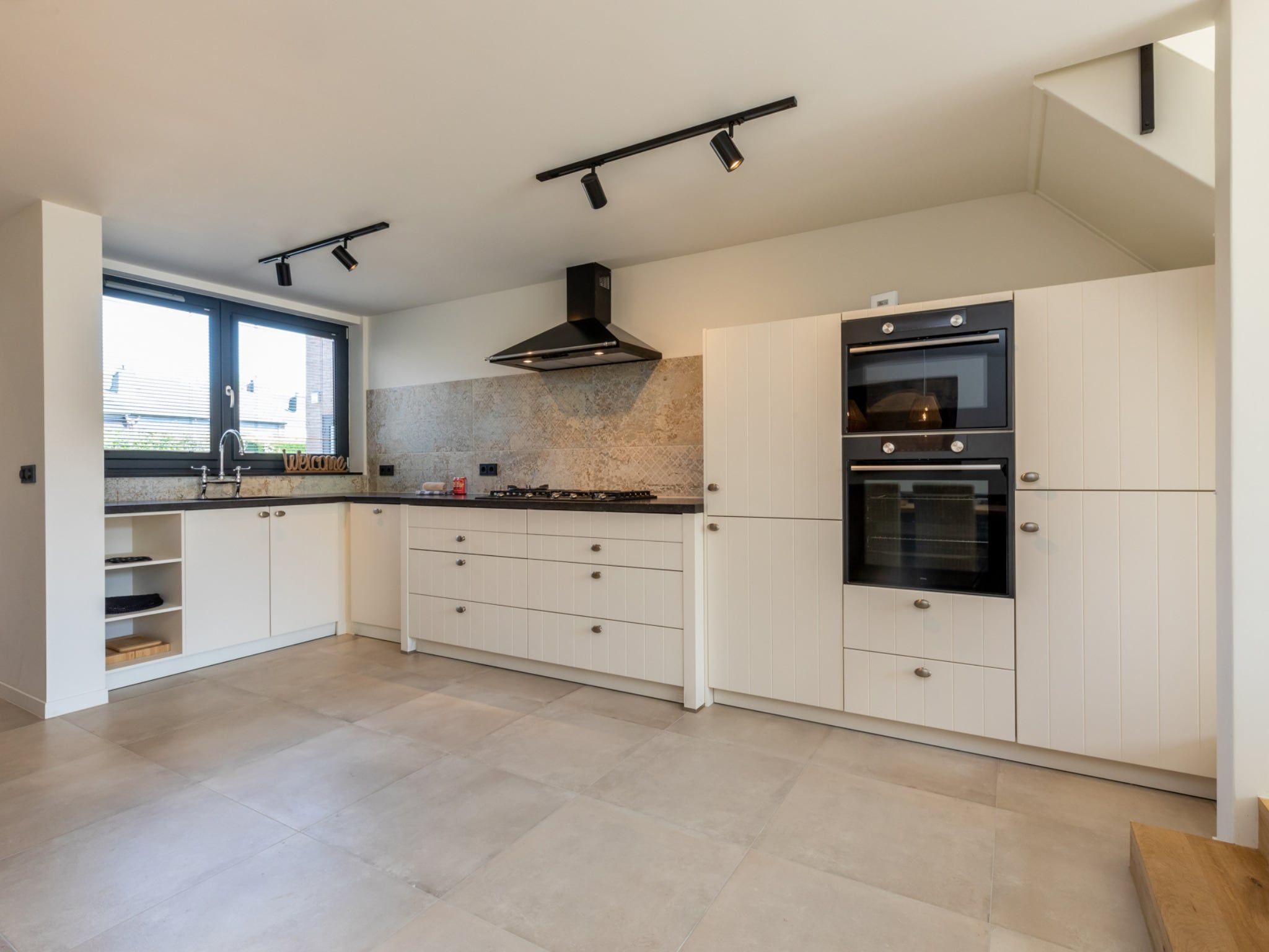 De keuken van Lepelblad 42 en 44  Nieuwvliet-Bad in Nieuwvliet-Bad