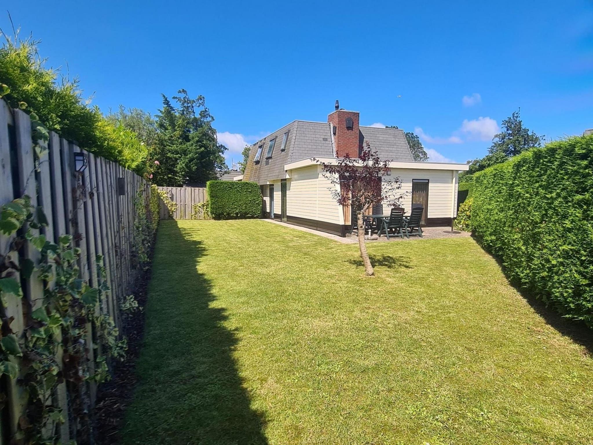 De tuin van Schoneveld 90 Zeester Breskens in Breskens