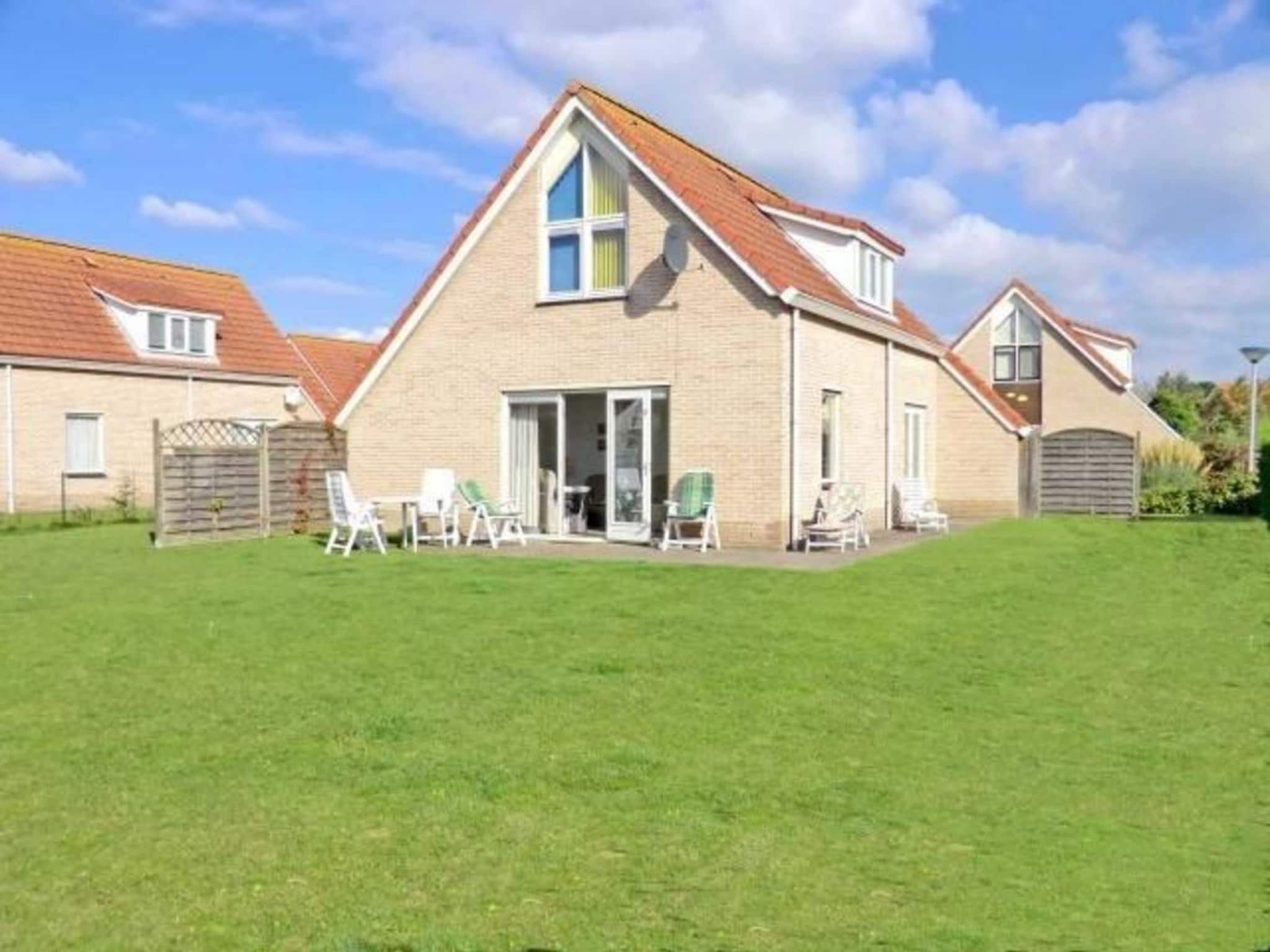 De tuin van Scheldeveste 180 Zwin Breskens in Breskens