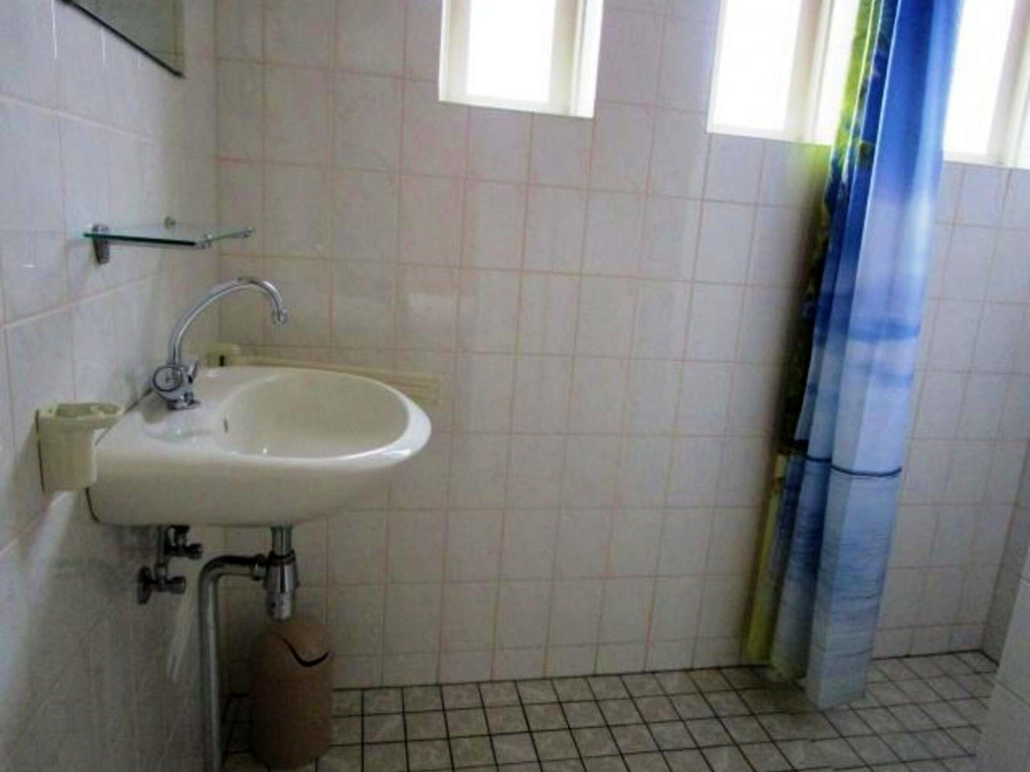 De badkamer van Scheldeveste 188 Schelde Breskens in Breskens