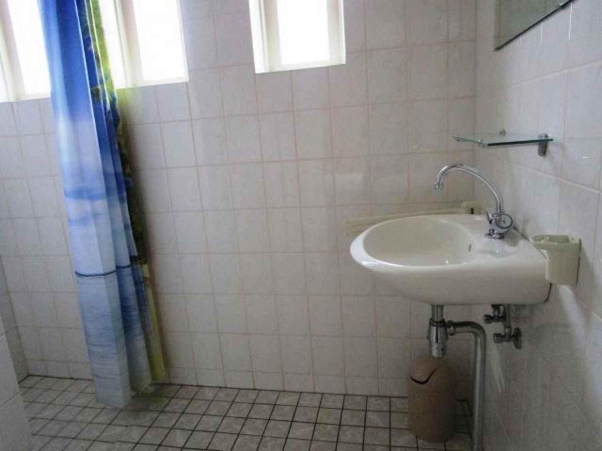 De badkamer van Scheldeveste 188 Schelde Breskens in Breskens