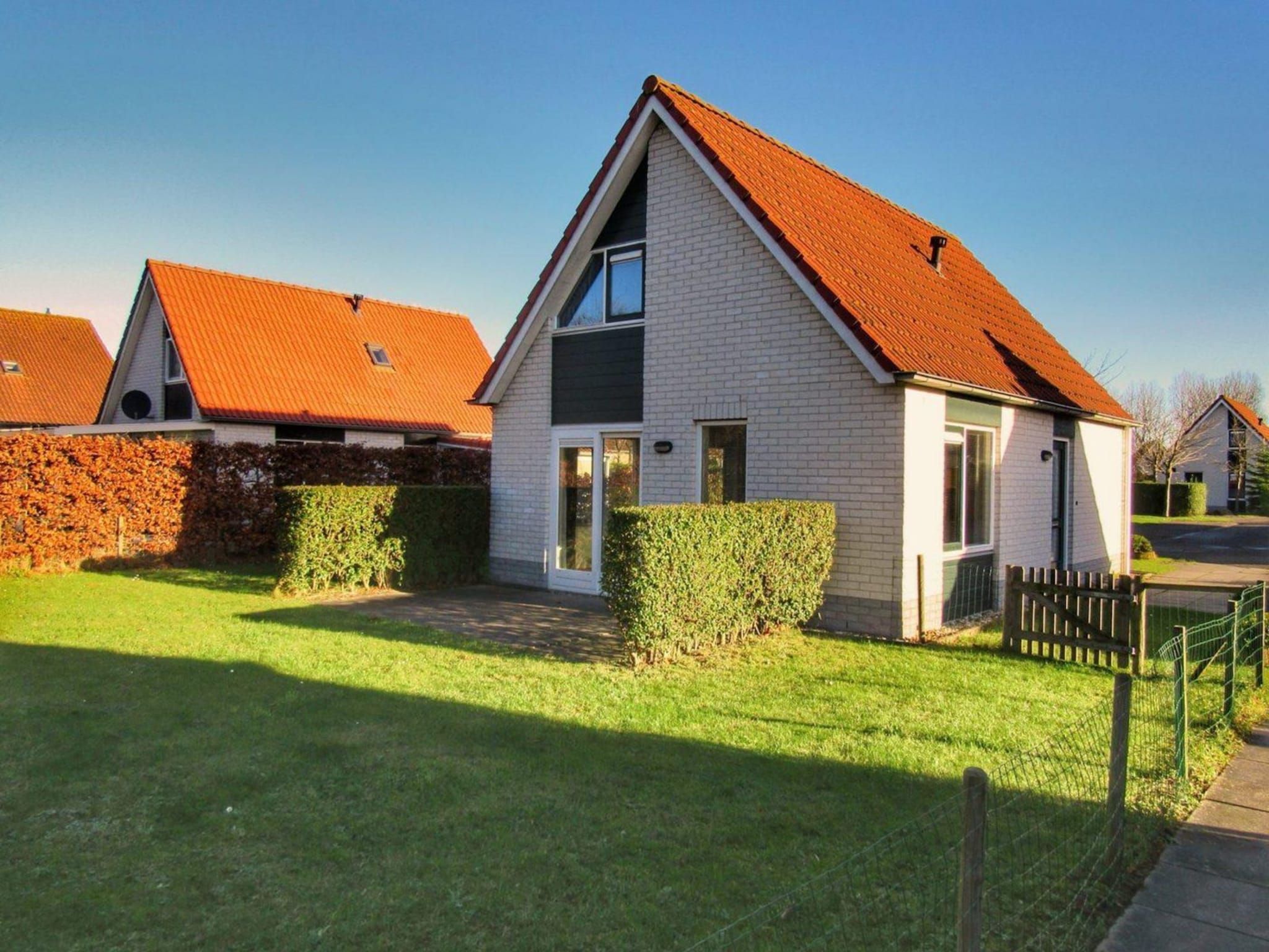 De buitenkant van Schoneveld 325 Stern Breskens in Breskens