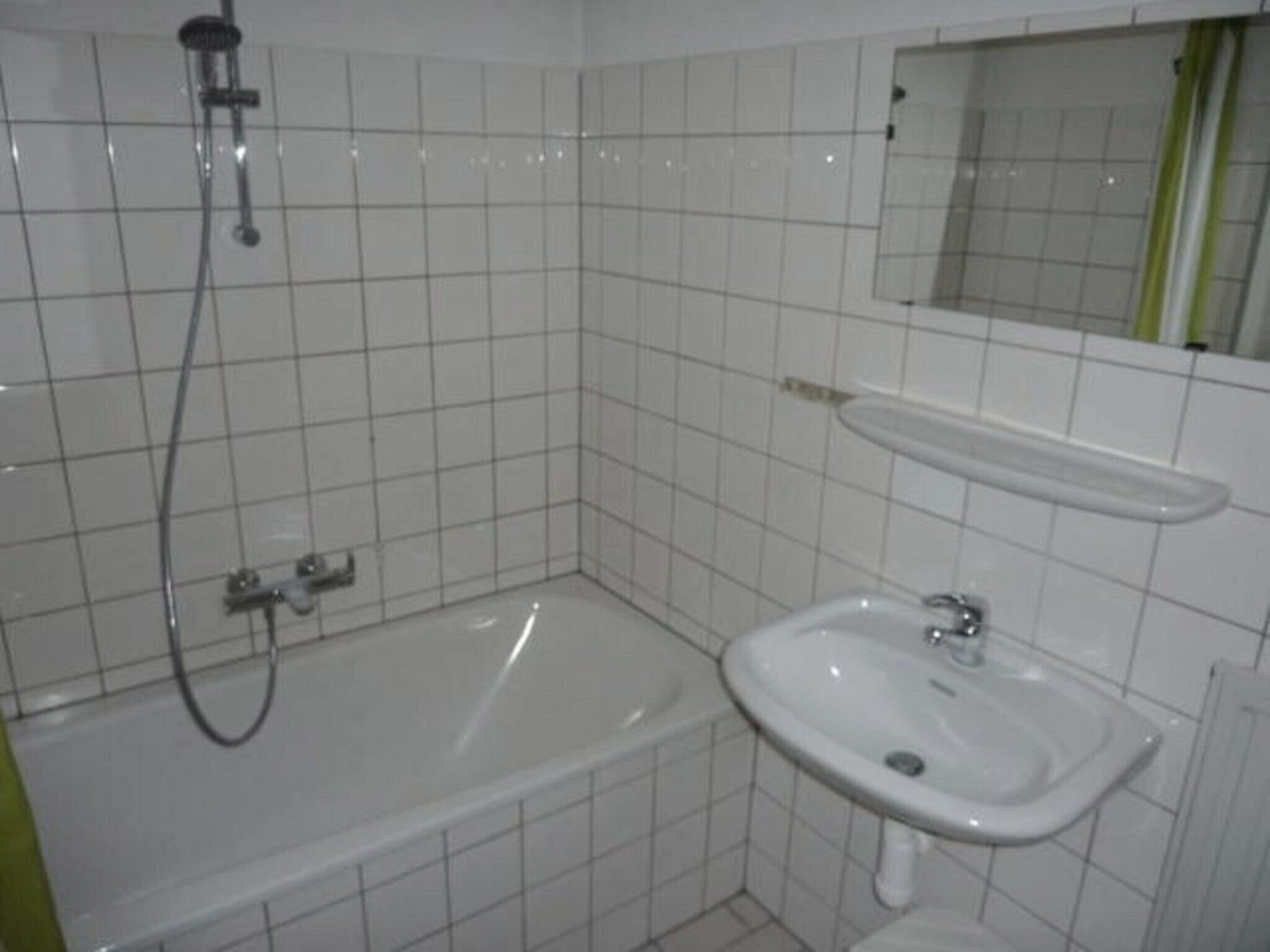 De badkamer van Schoneveld 367 Strandparel Breskens in Breskens
