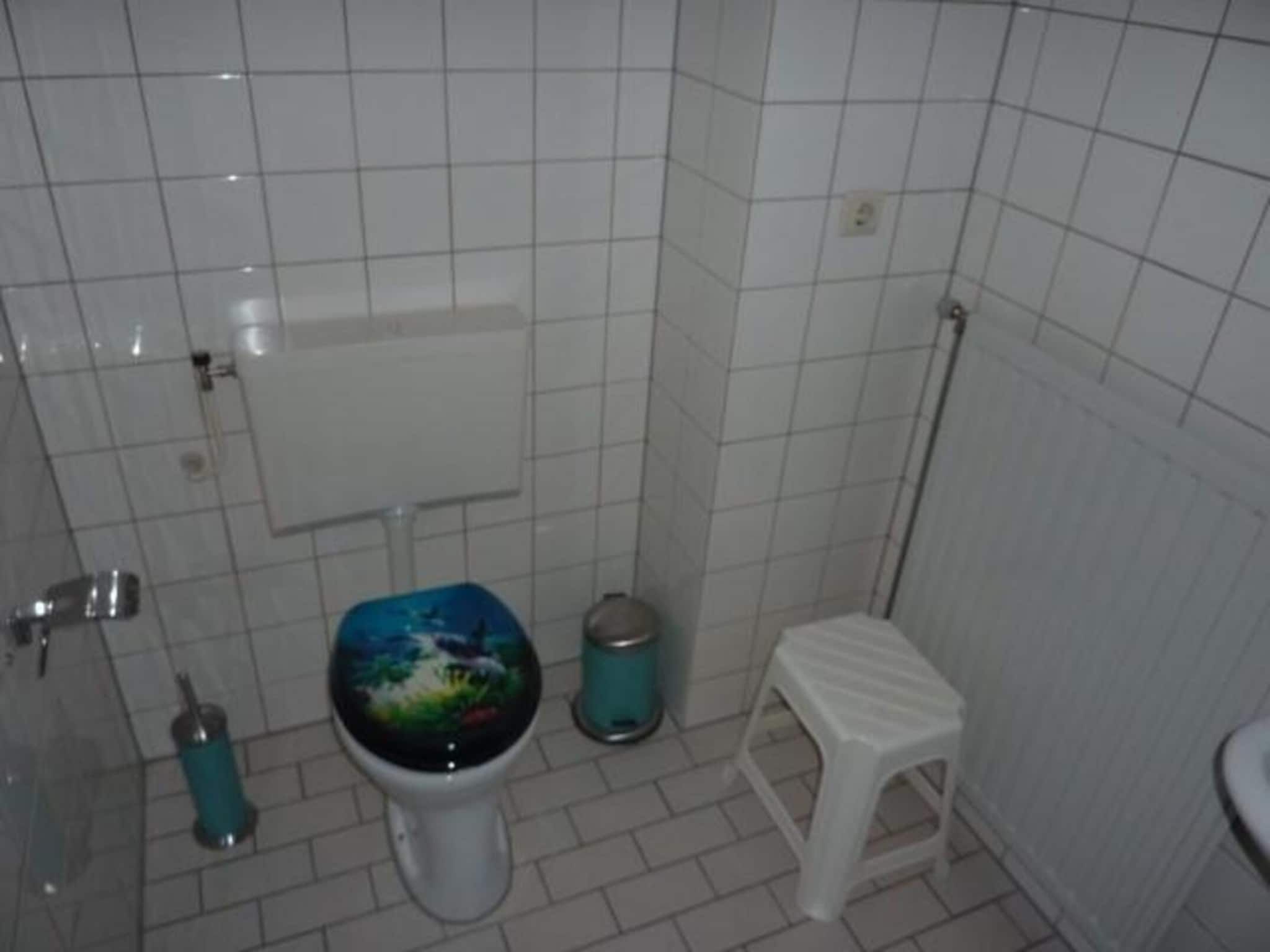 De badkamer van Schoneveld 369 Strandparel Breskens in Breskens