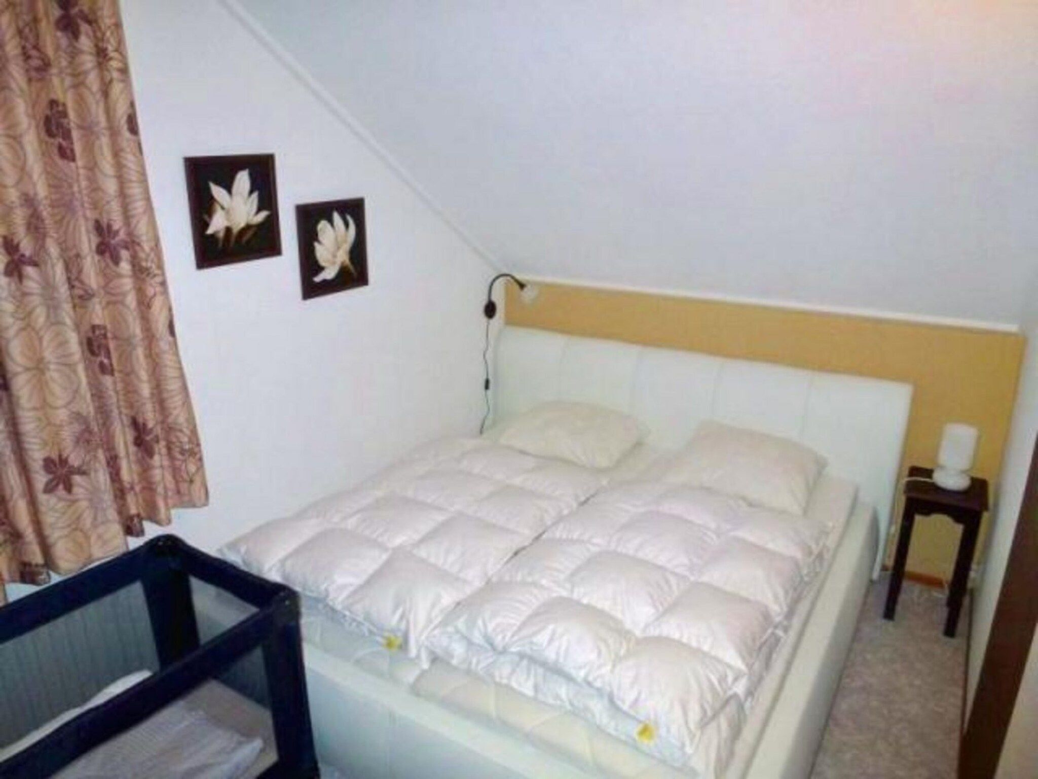 Een slaapkamer van Fort Soleil 29 Zeezwaluw Breskens in Breskens