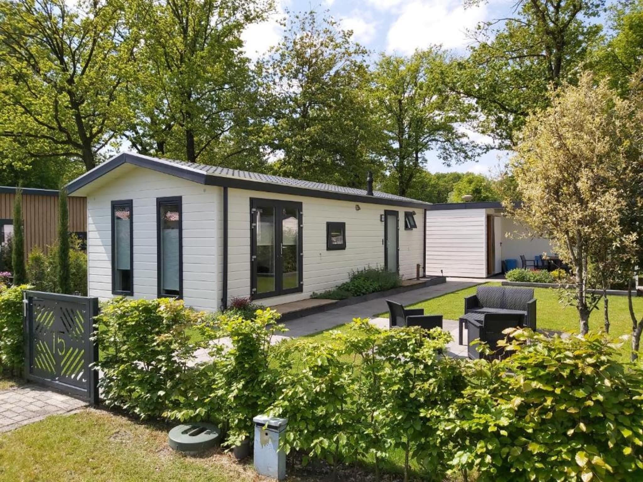 De omgeving van Schoneveld 371 Strandparel Breskens in Breskens