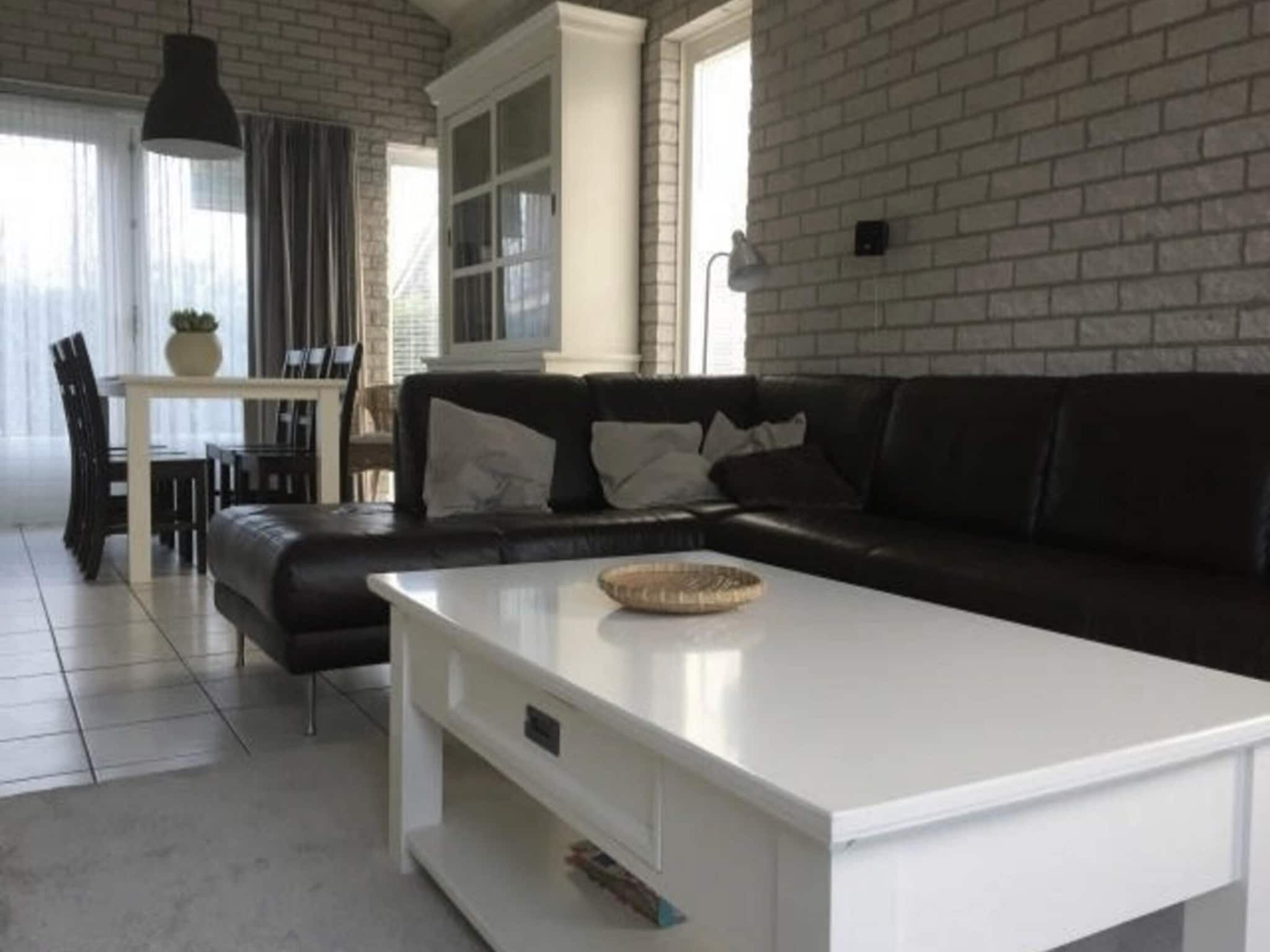 De woonkamer van Schoneveld 371 Strandparel Breskens in Breskens