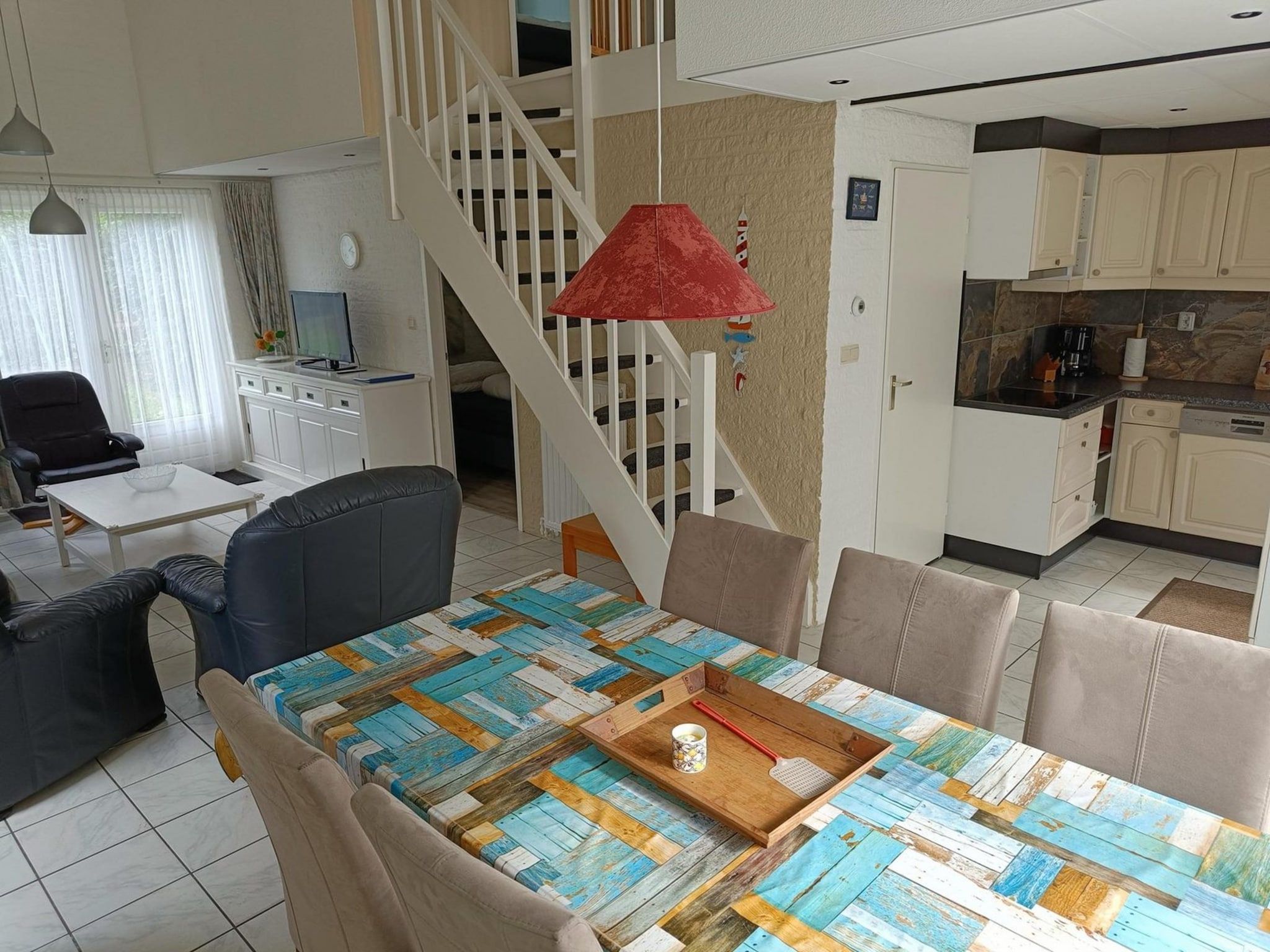 De eetkamer van Schoneveld 373 Strandparel Breskens in Breskens