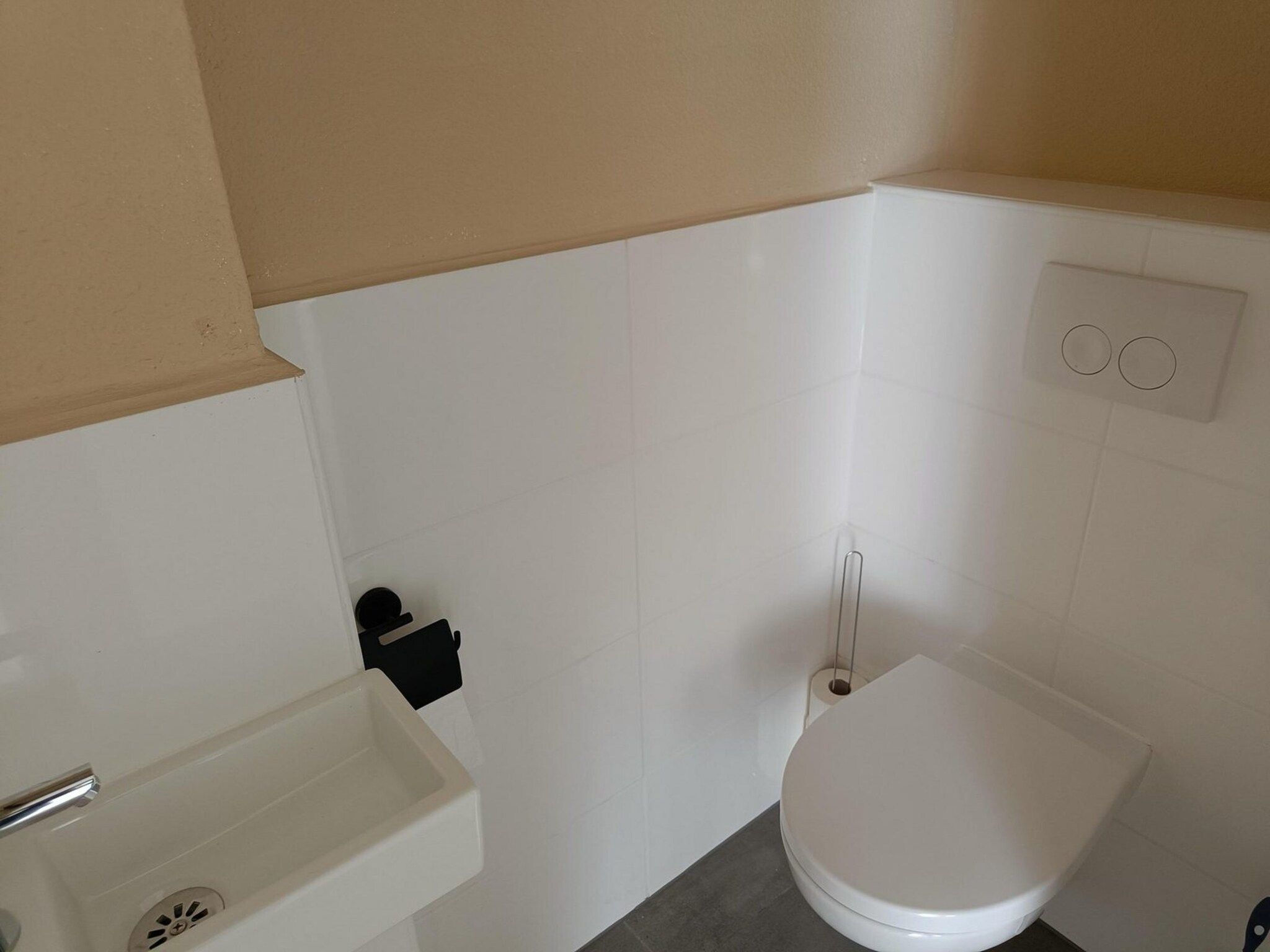 De badkamer van Schoneveld 373 Strandparel Breskens in Breskens