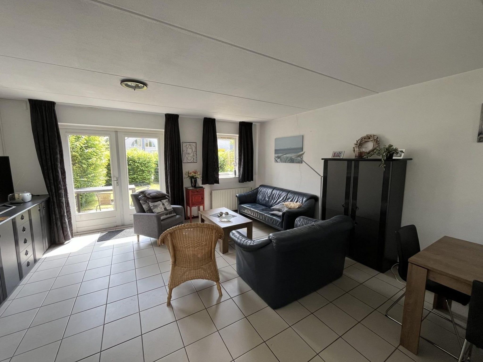 De woonkamer van Fort Soleil 42 Zeezwaluw Breskens in Breskens