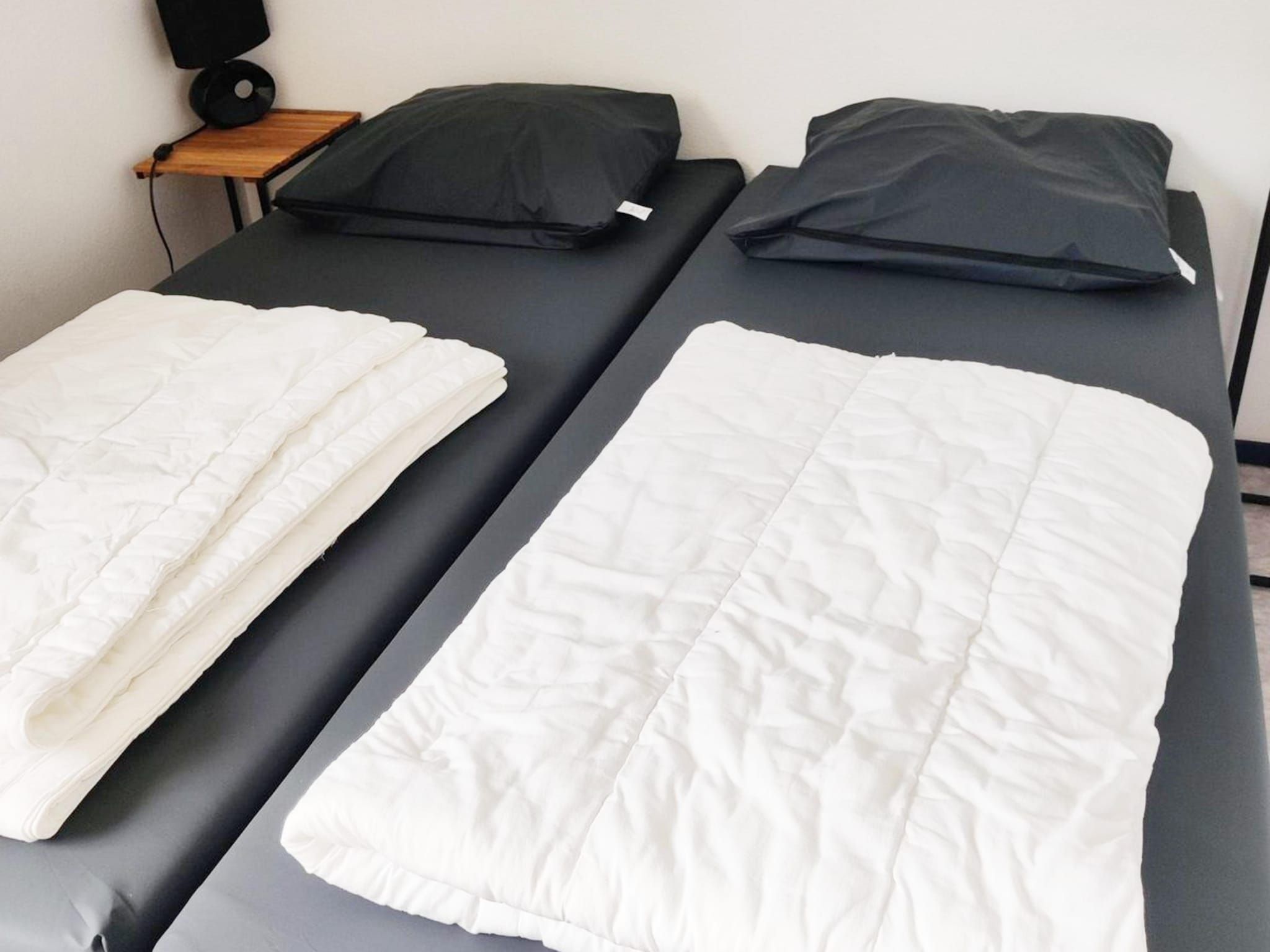 Een slaapkamer van Fort Soleil 42 Zeezwaluw Breskens in Breskens