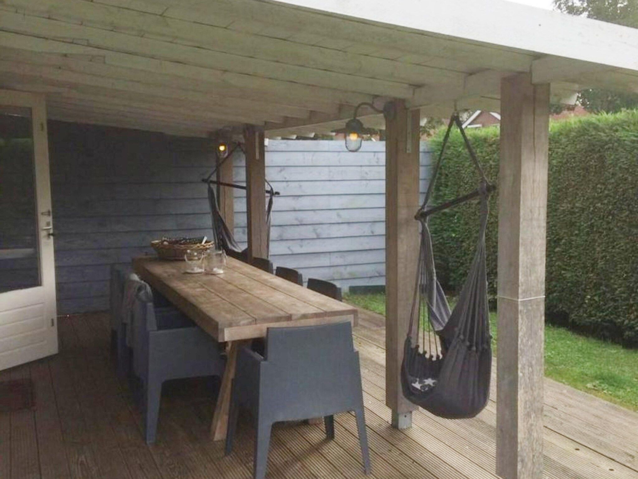 Het terras van Schoneveld 163 Duinroos Breskens in Breskens