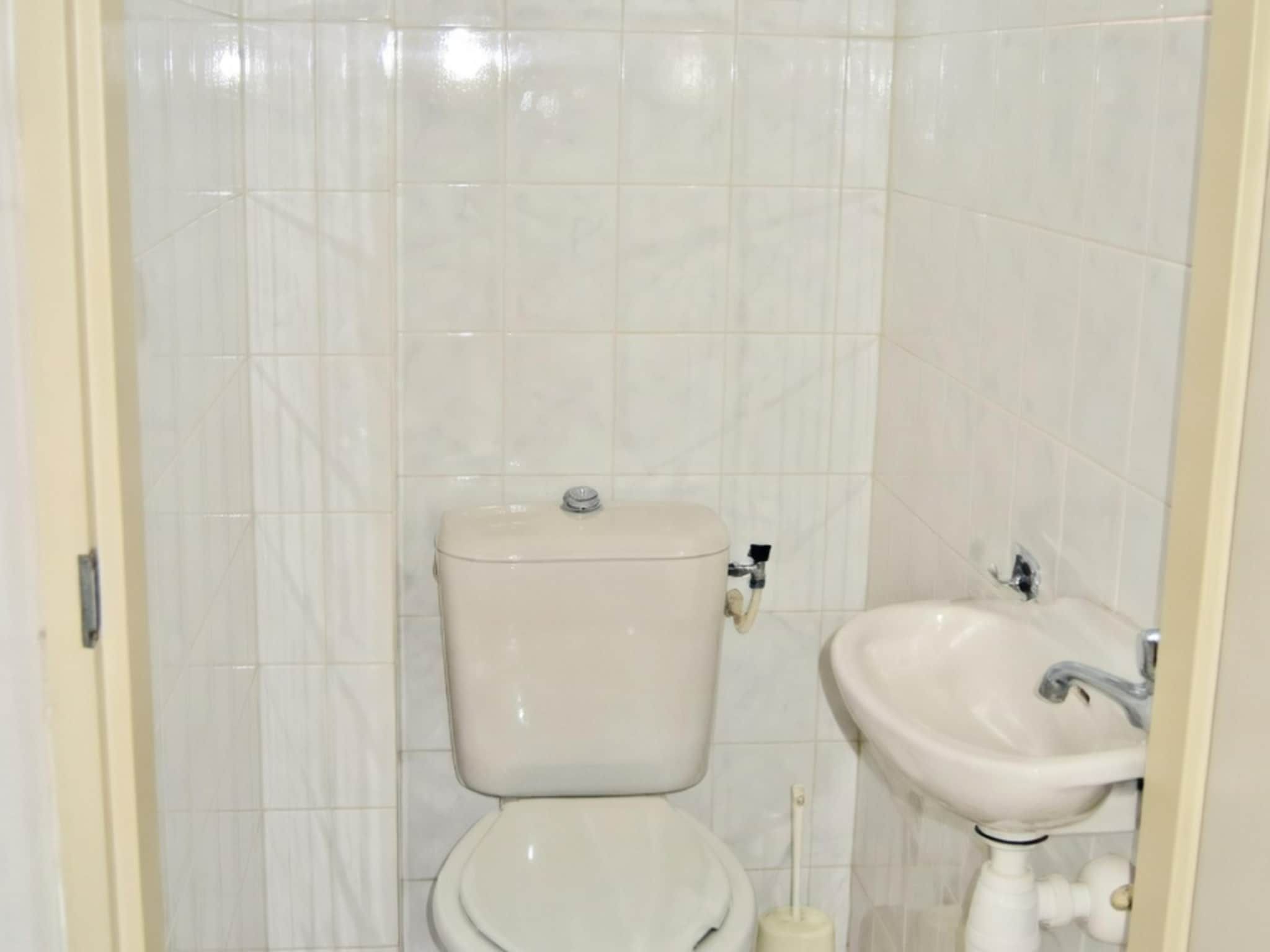 De badkamer van Schoneveld 170 Zeemeeuw Breskens in Breskens