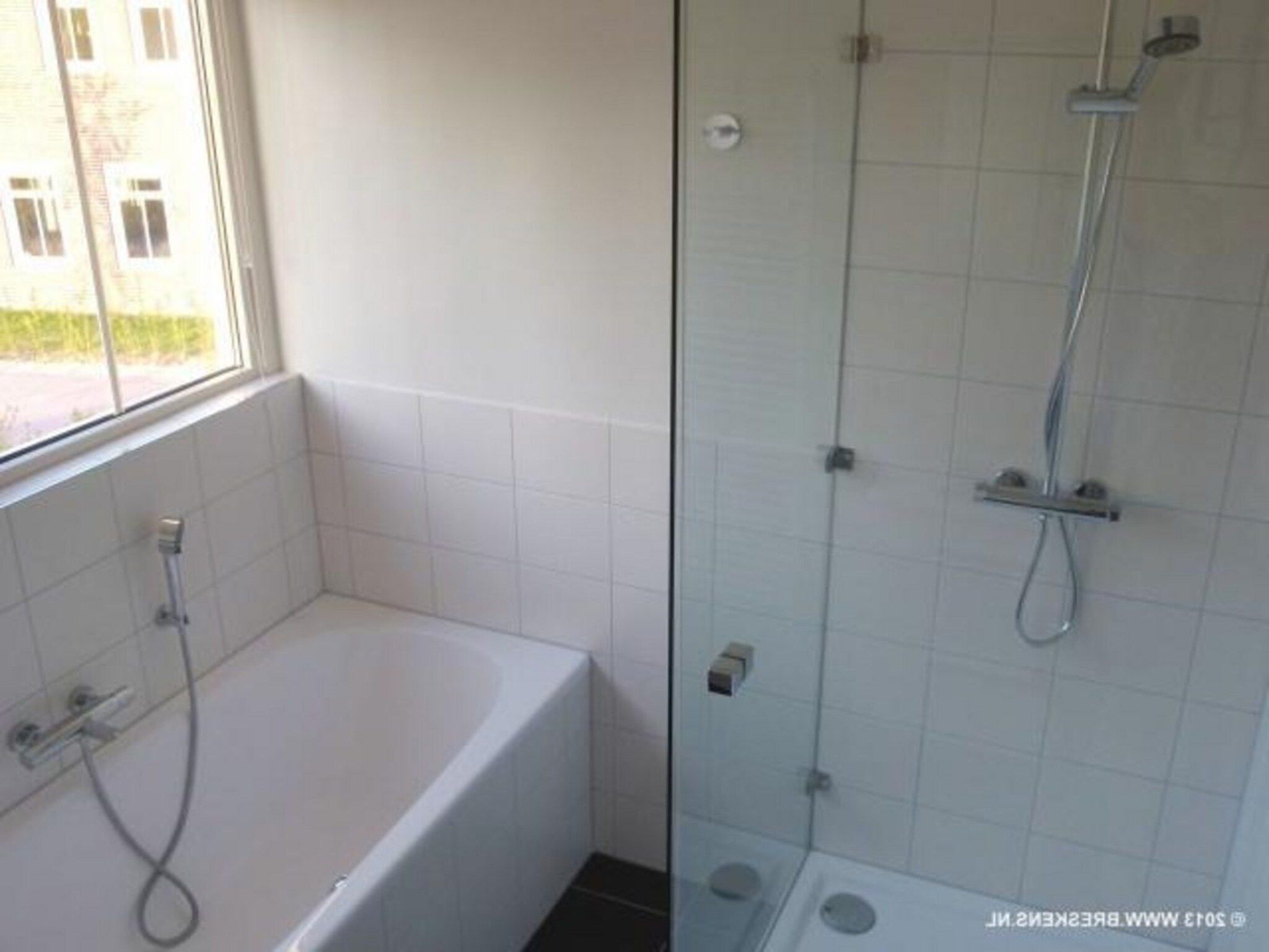 De badkamer van Landgoed de Lente 12 Krokus Breskens in Breskens