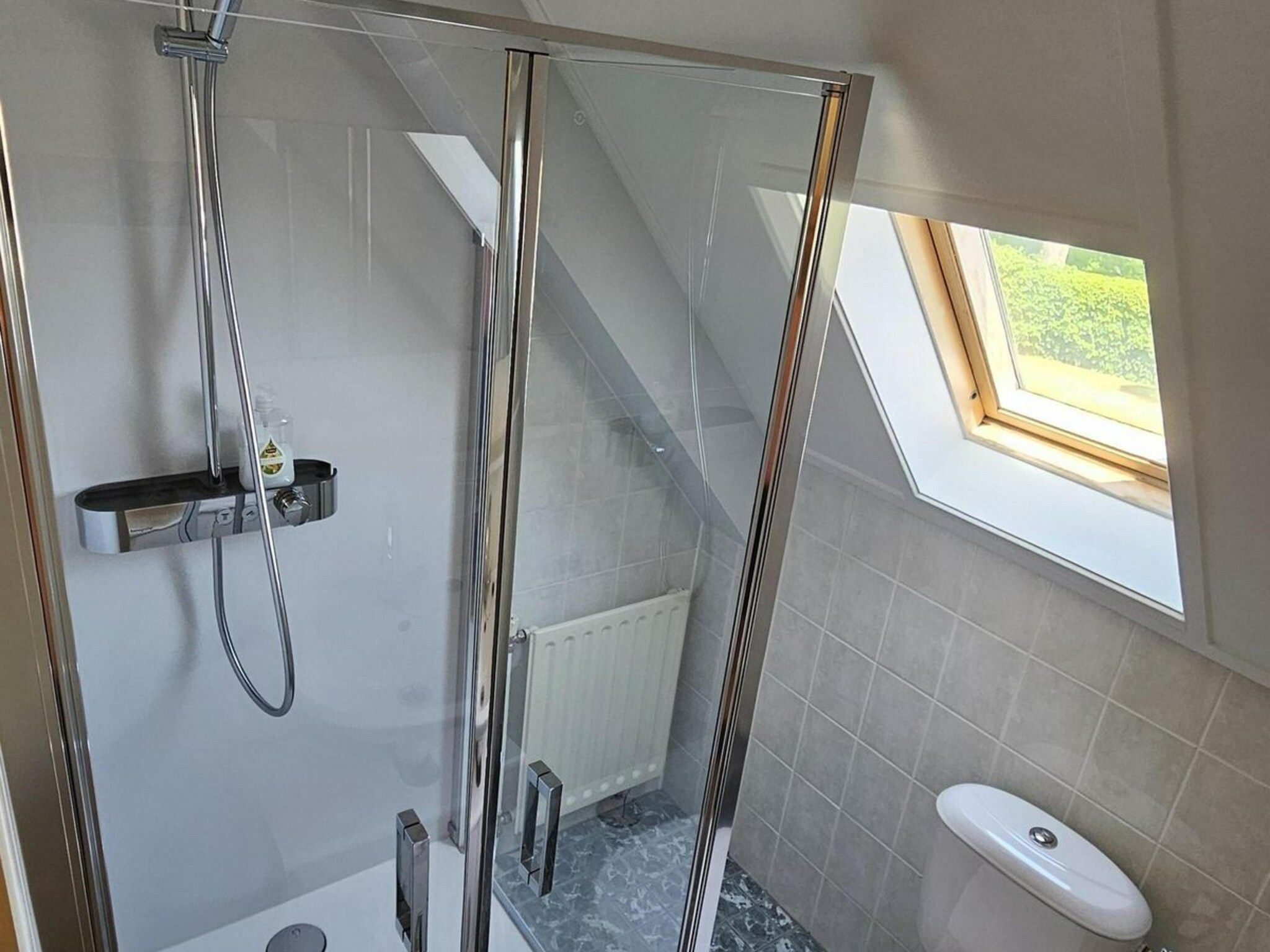 De badkamer van Schoneveld 176 Zeemeeuw Breskens in Breskens