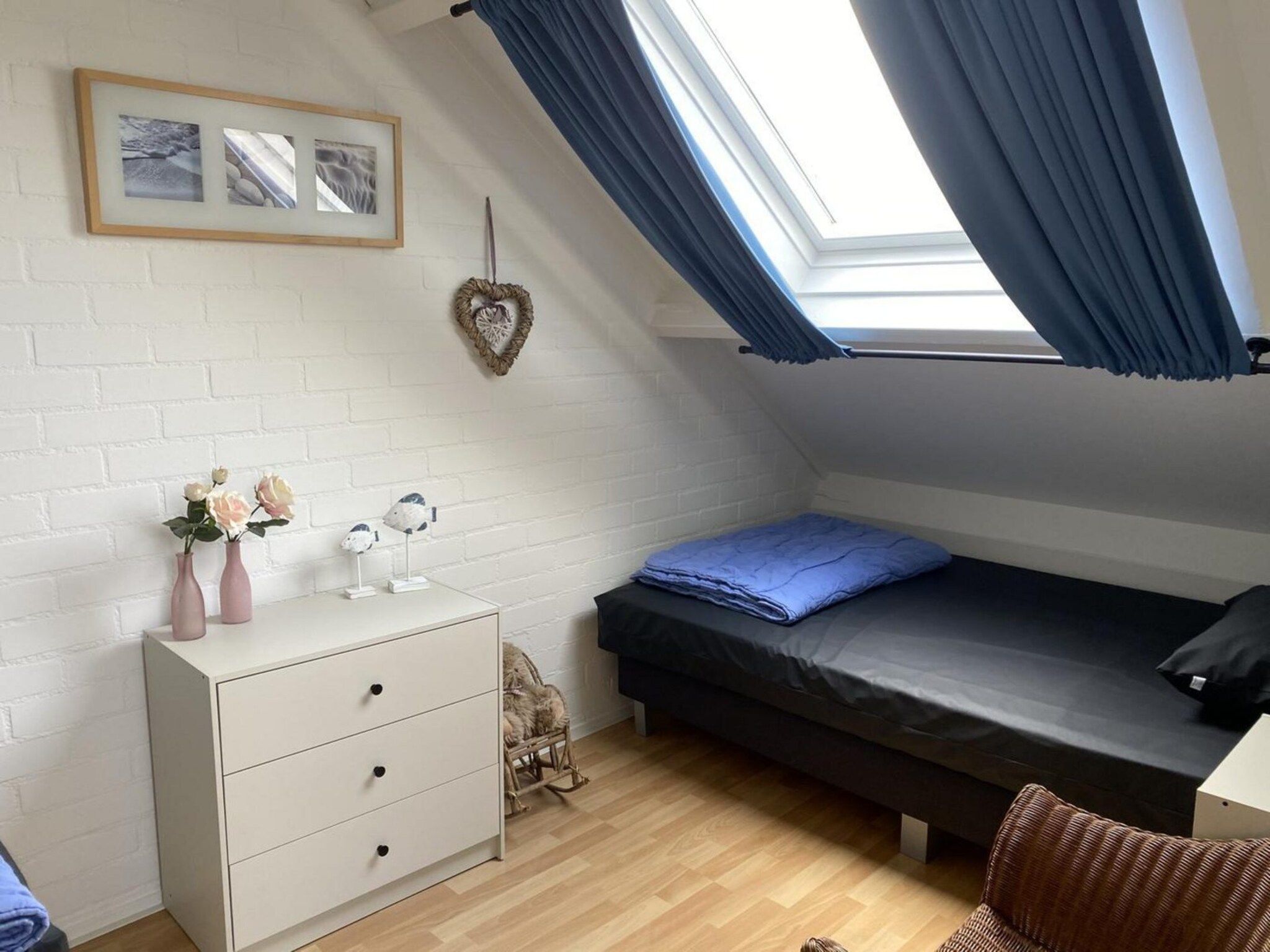 Een slaapkamer van Schoneveld 183 Duinroos Breskens in Breskens