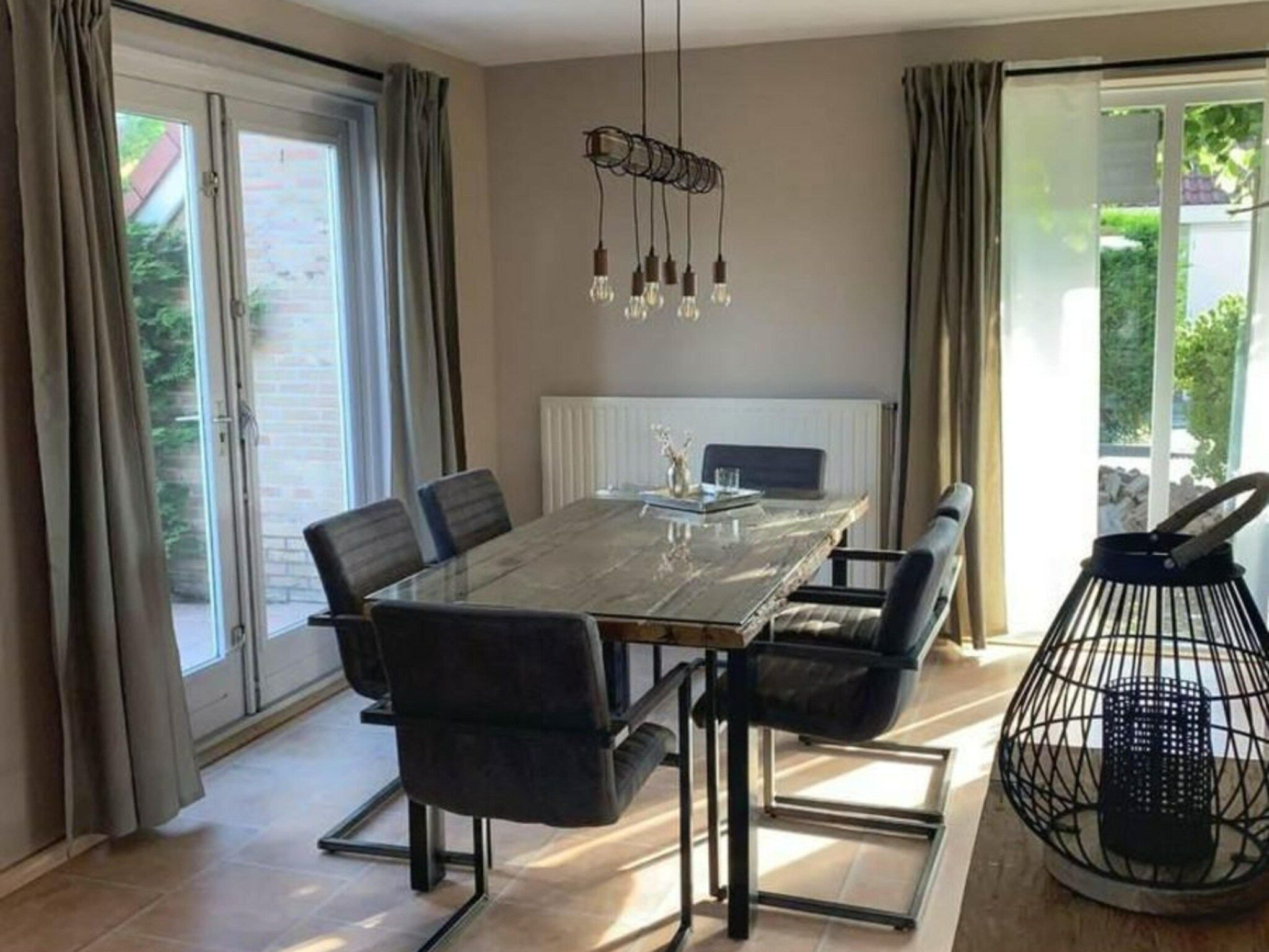 De eetkamer van Scheldeveste 64 Zwin Breskens in Breskens