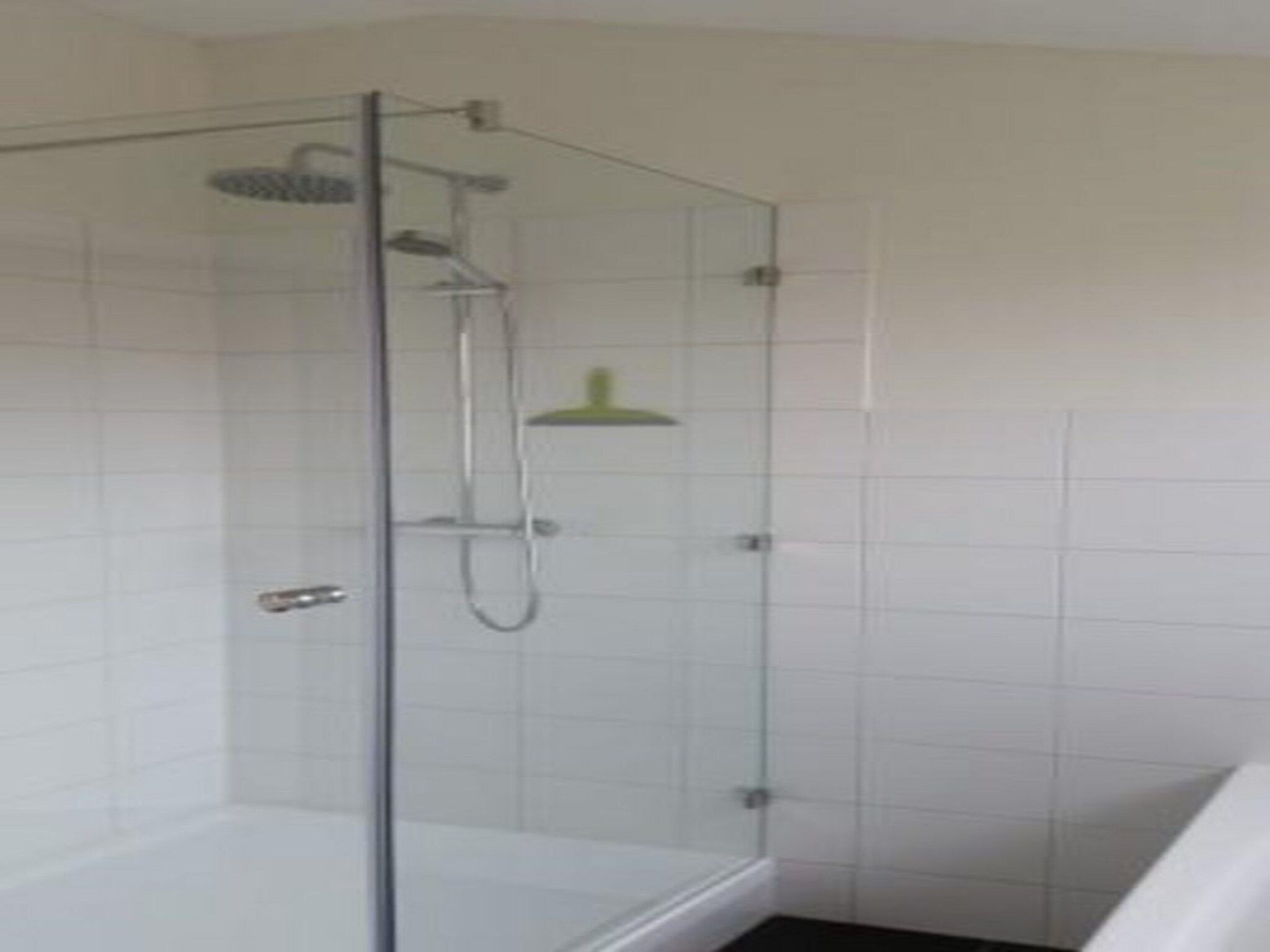 De badkamer van Landgoed de Lente 30 Tulp Breskens in Breskens