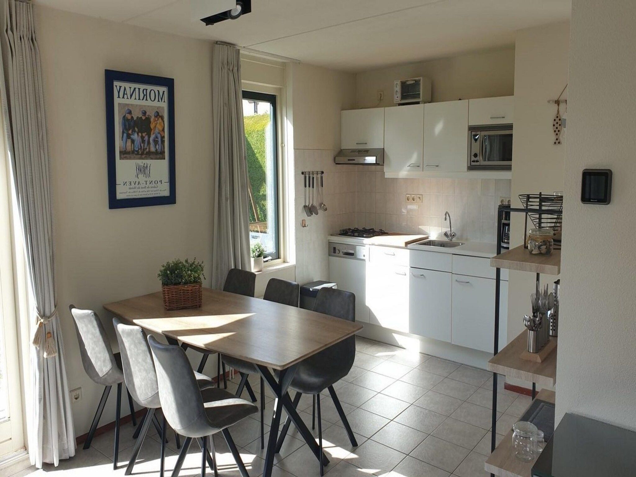 De eetkamer van Schoneveld 246 Stern Breskens in Breskens