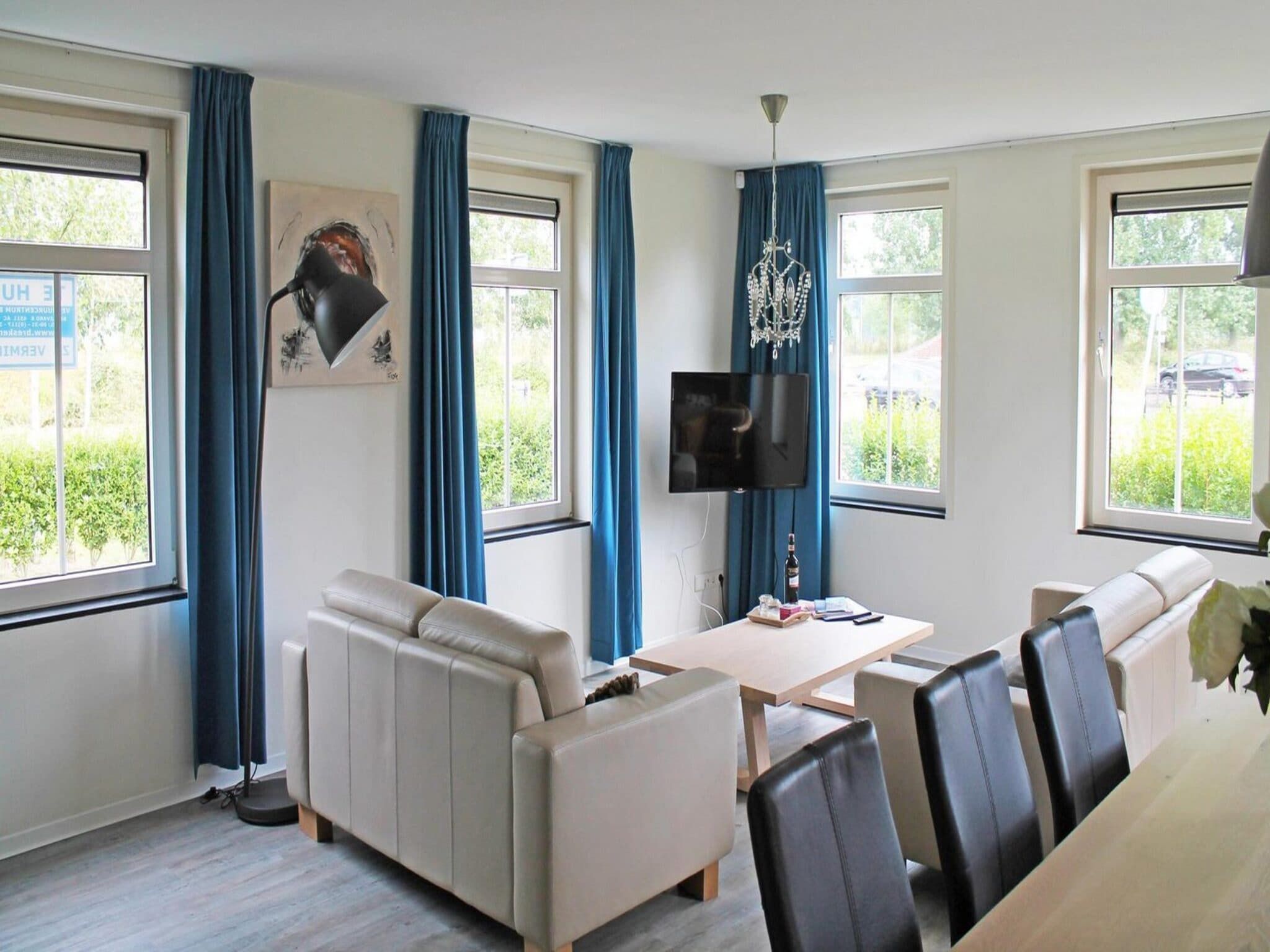 De woonkamer van Landgoed de Lente 32 Sneeuwklokje Breskens in Breskens