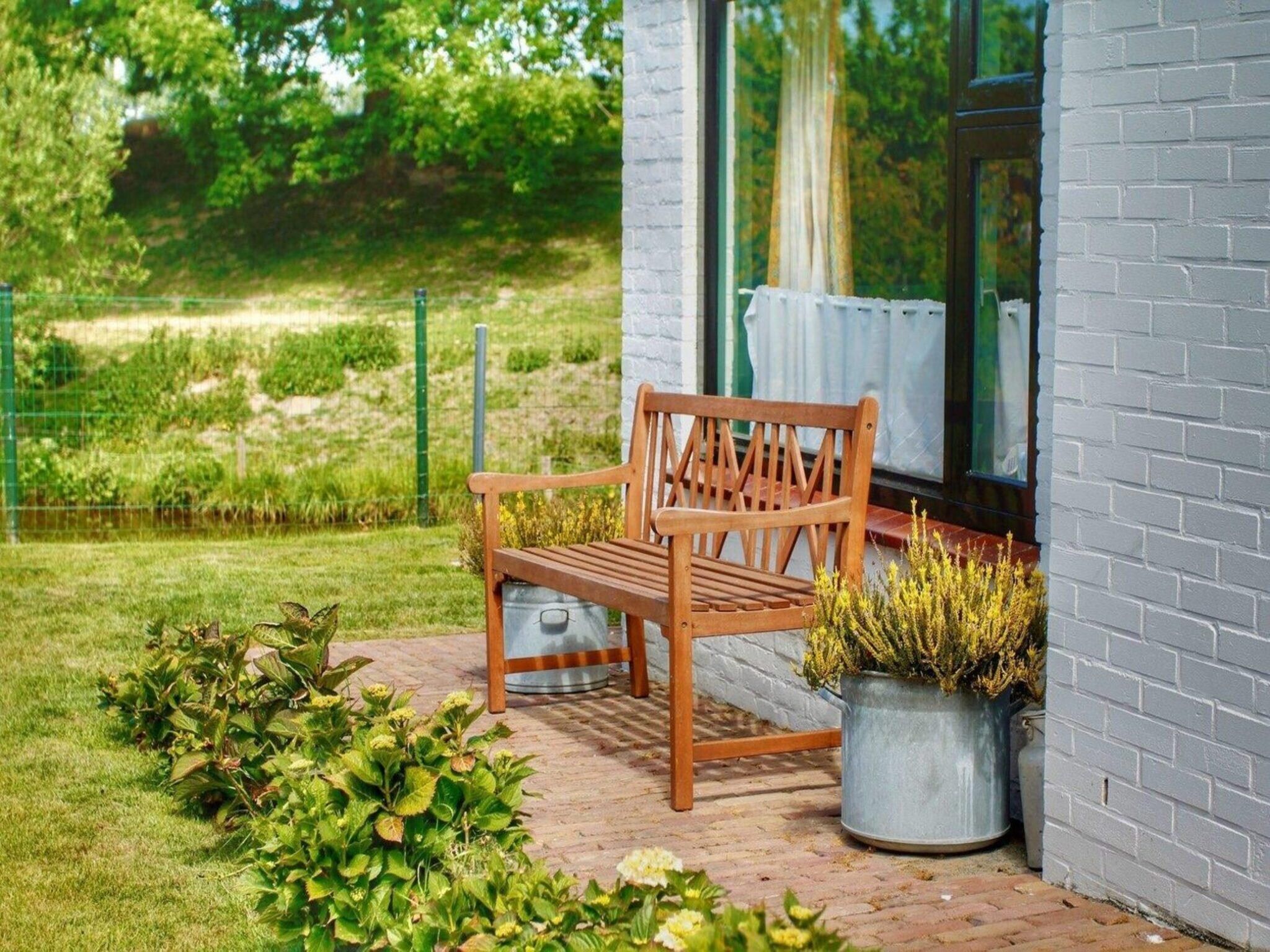 Het terras van Tragel 37 Schoondijke in Schoondijke