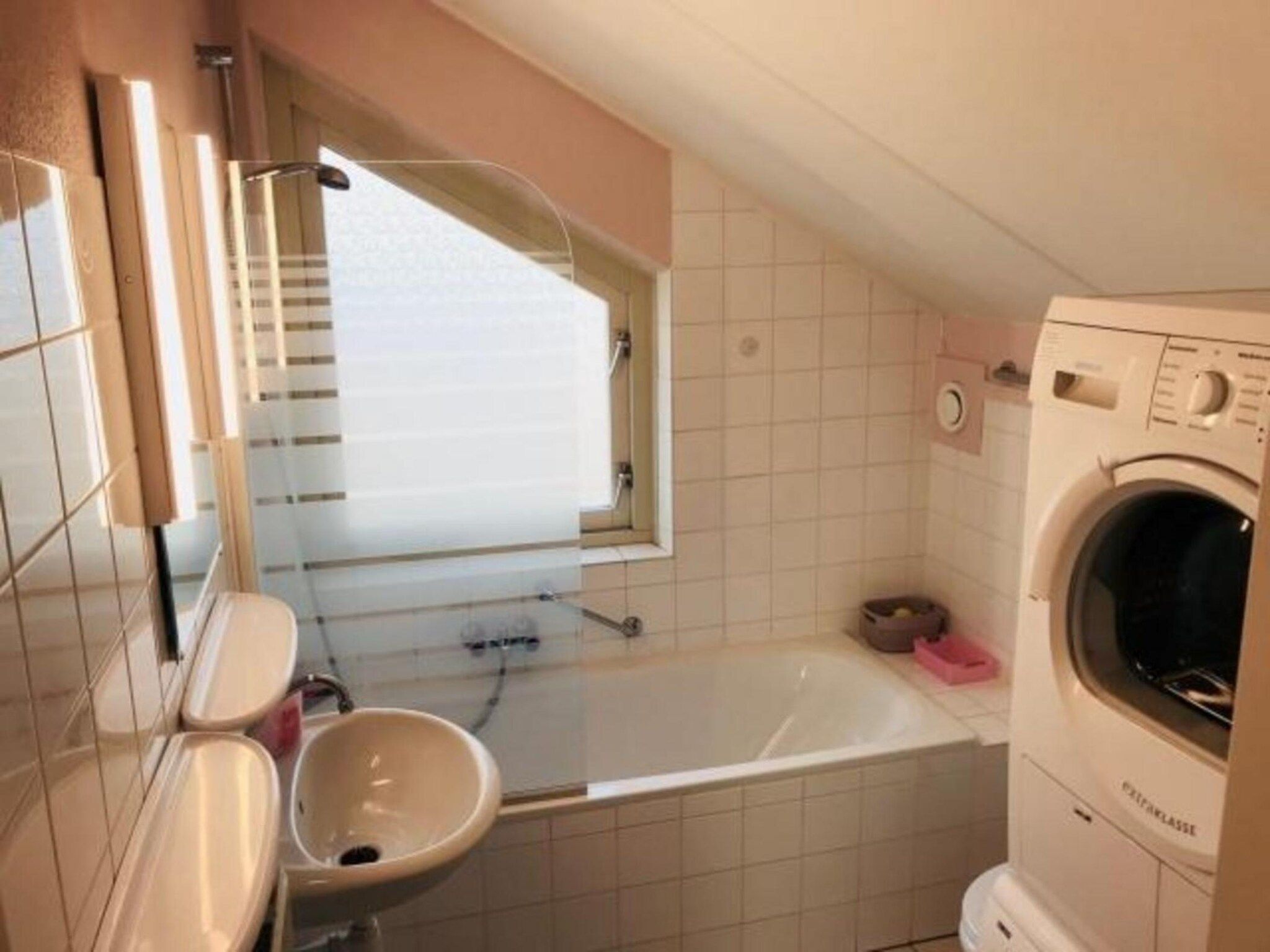 De badkamer van Scheldeveste 119 Schelde Breskens in Breskens