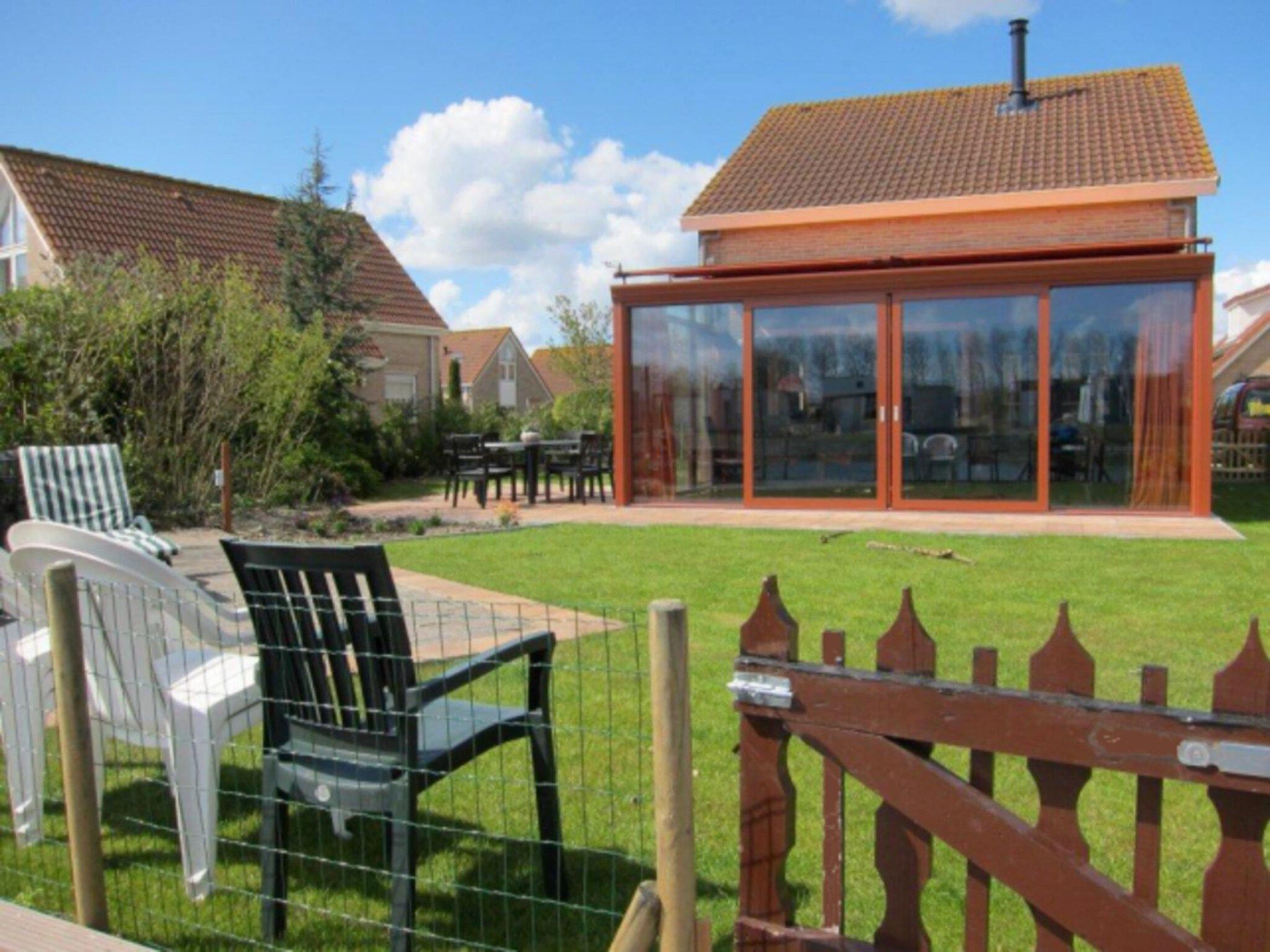 De buitenkant van Scheldeveste 119 Schelde Breskens in Breskens