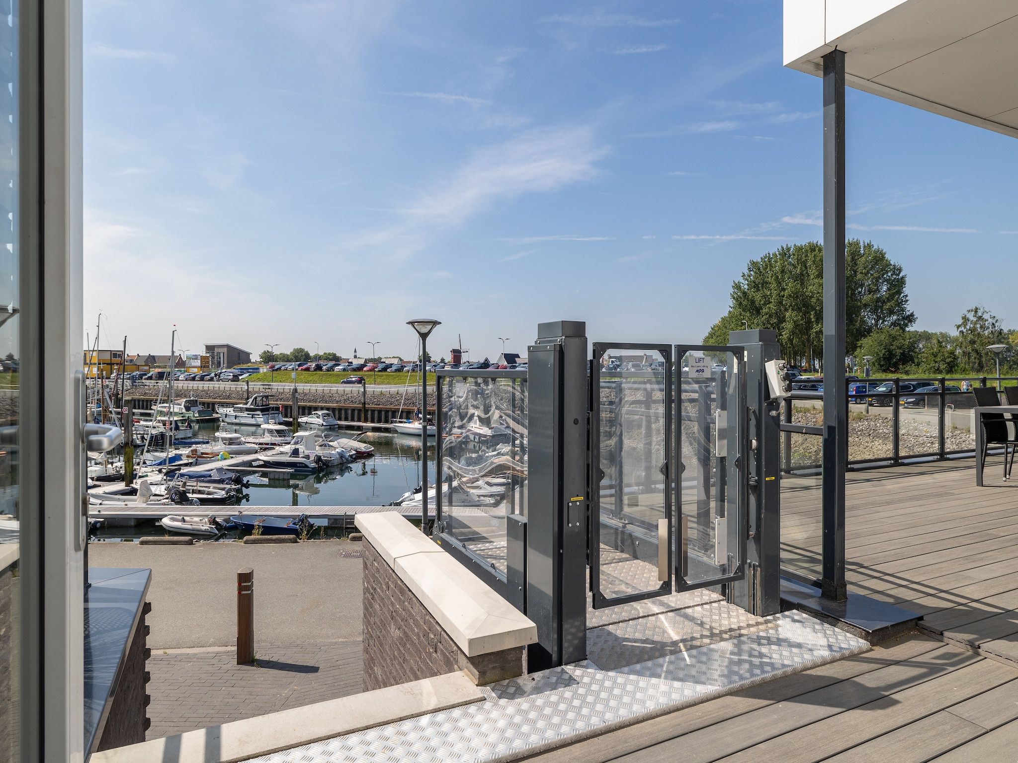 Sfeerbeeld van Luxe appartement Vista Maris 'Laguna Beach House' - Havenweg 8-32  Sint-Annaland Oosterschelde in Sint-Annaland